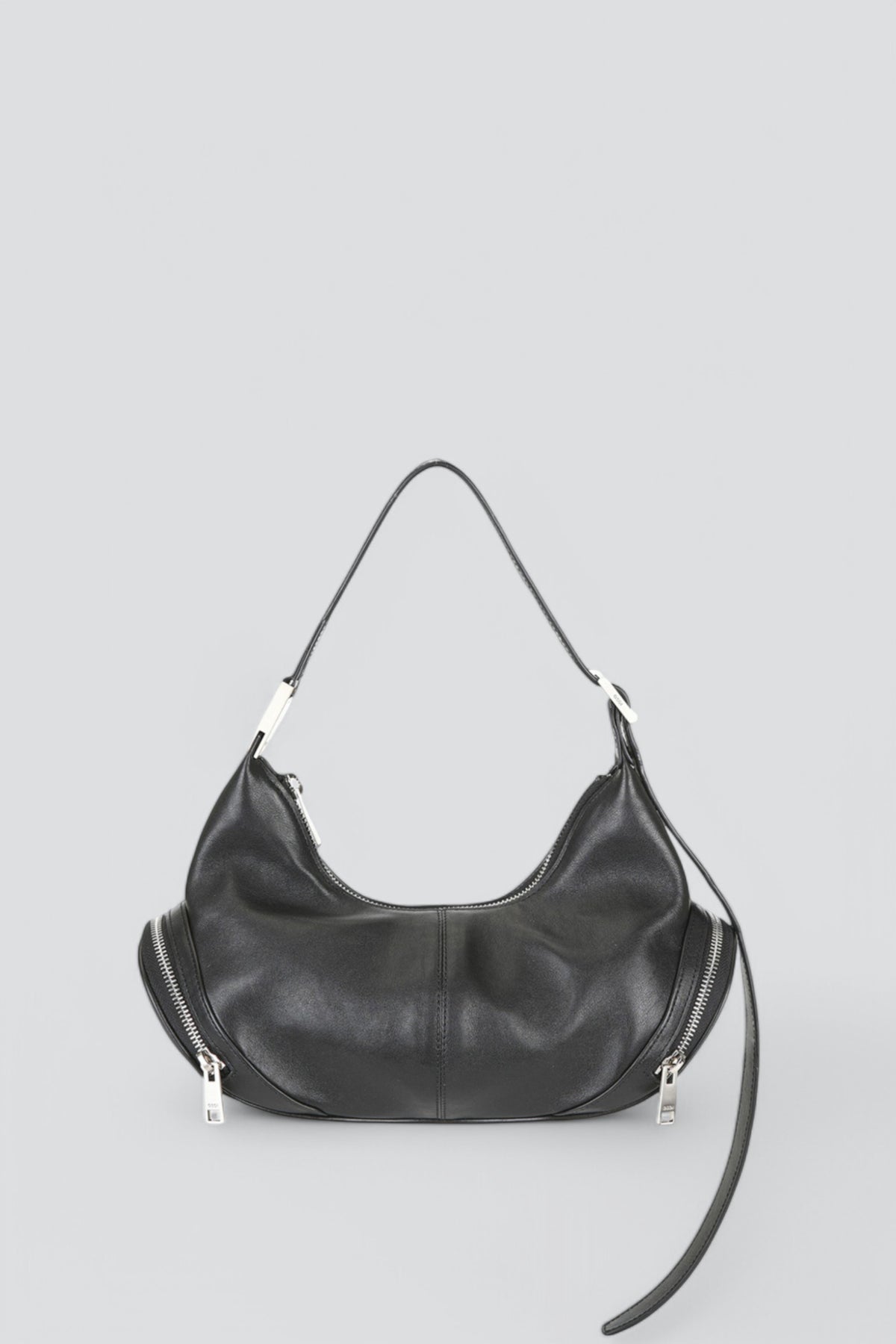 BlackCargoHoboBag01- 