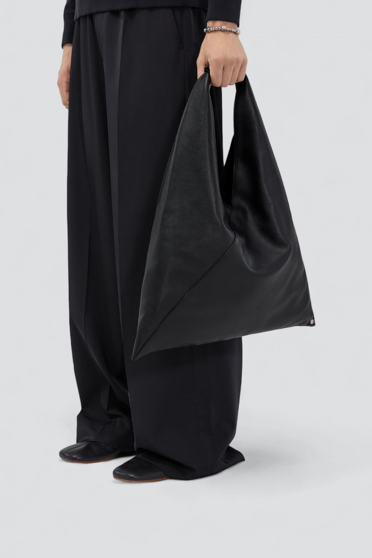 Black Grain Leather Japanese Bag Maison Margiela MM6 – Assembly