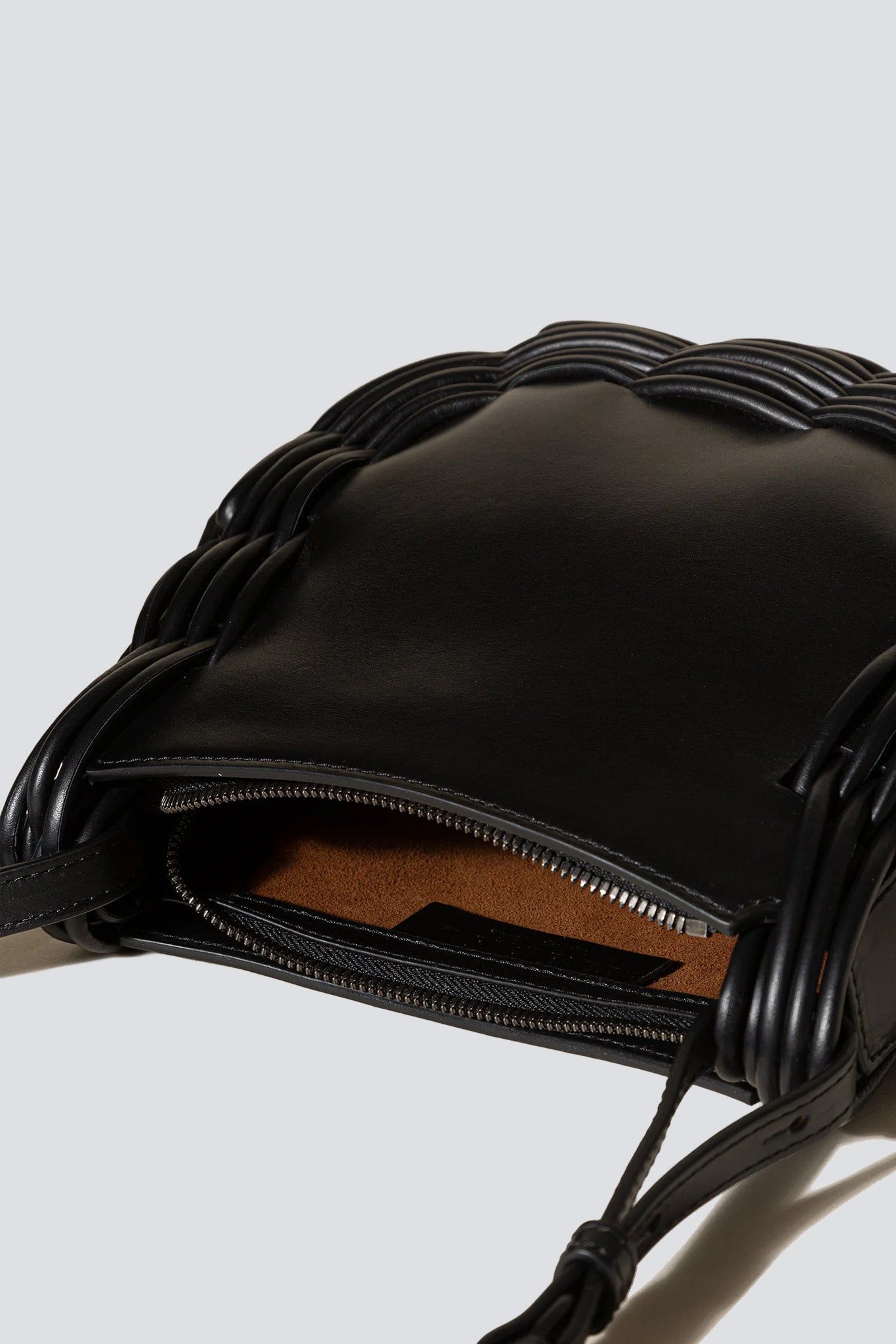 Black Pinar Crossbody Bag