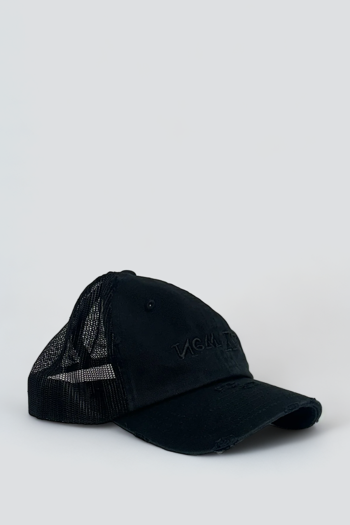 Distressed New York Embroidered Trucker Hat - Black