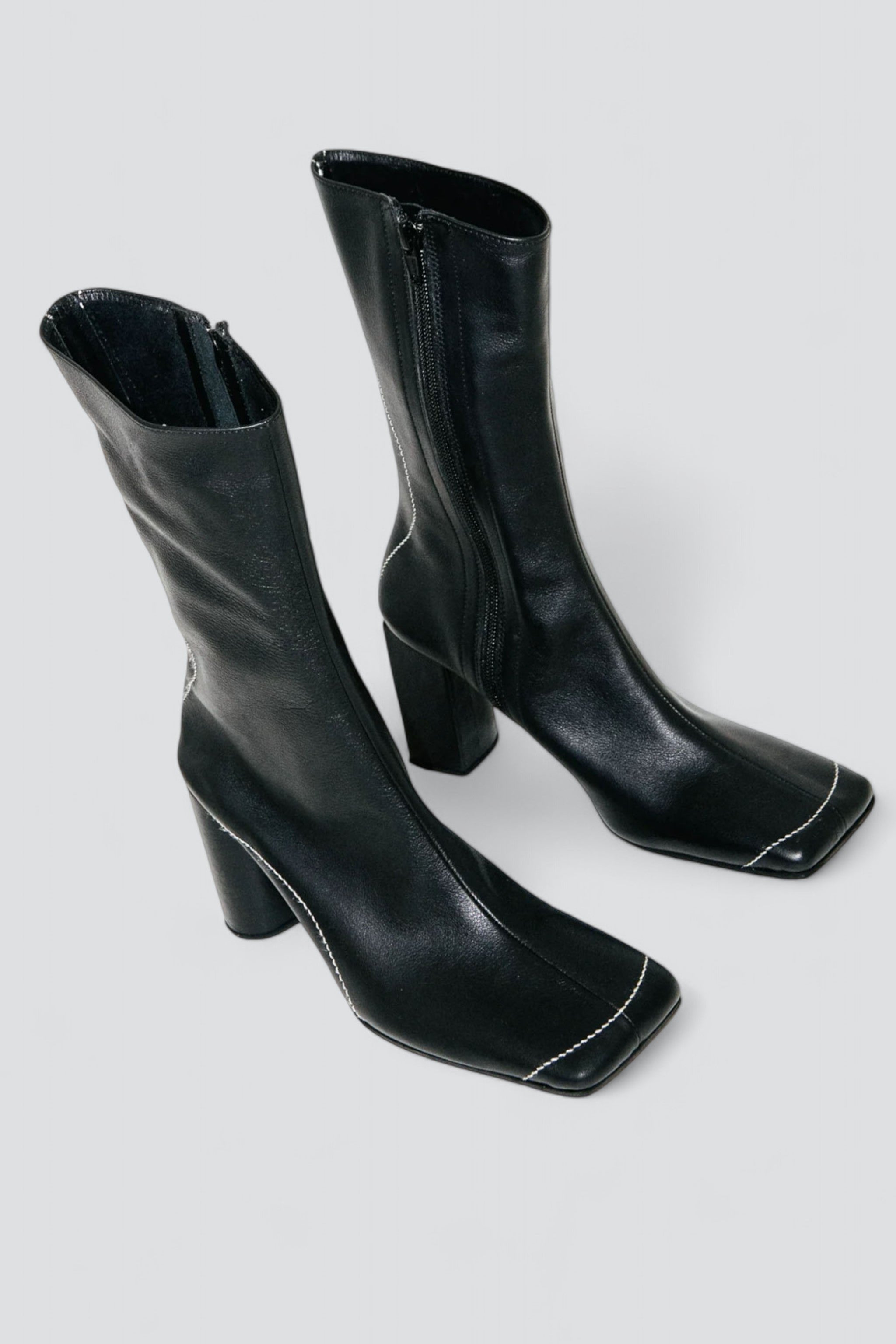 サイズ36 )ブーティUN Bootie Mid Ⅱ Black（ほぼ新品）