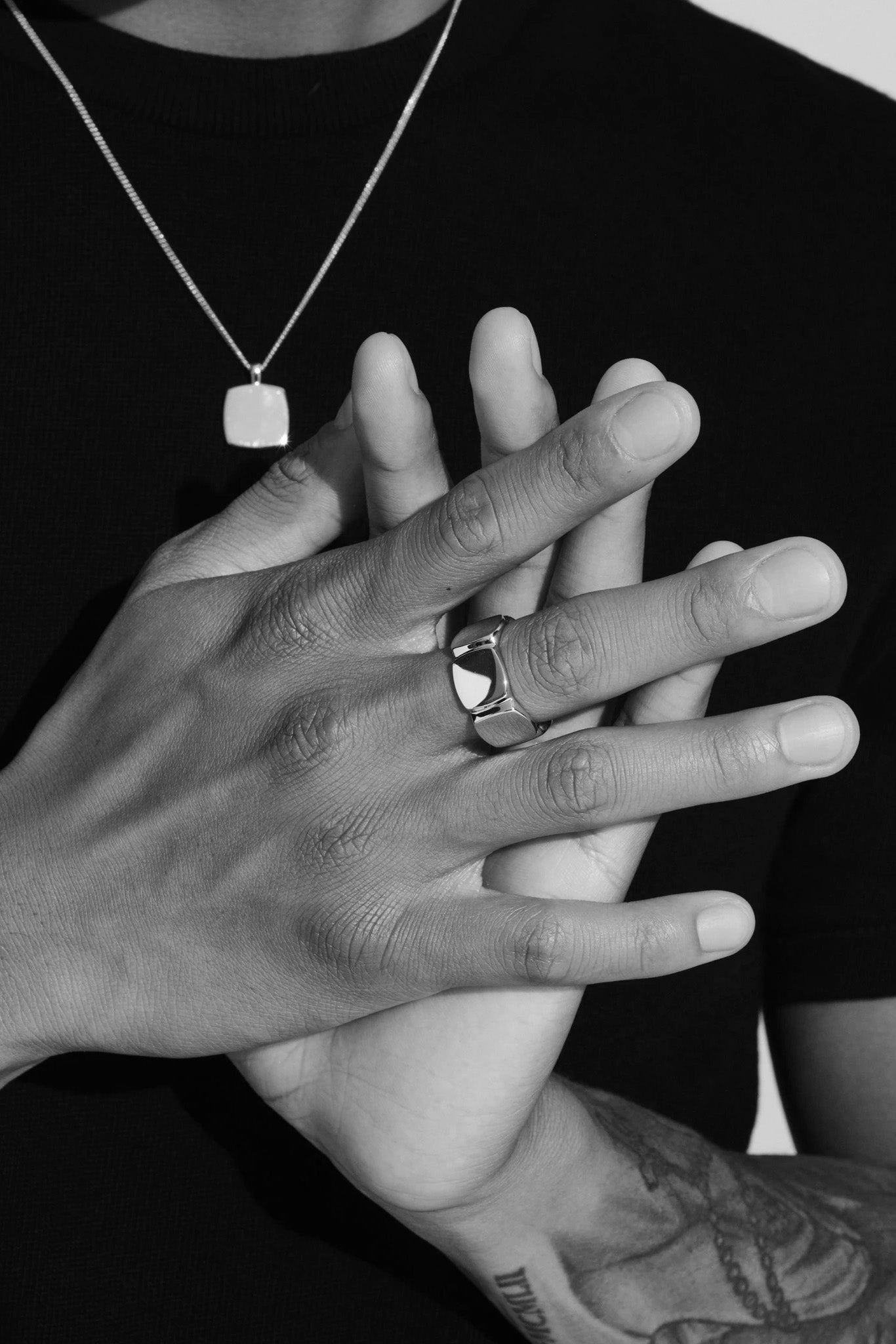 TOM WOOD Umi Band Ring Medium シルバー 62サイズ Silver Umi Band Ring - Tom Wood – Assembly New York