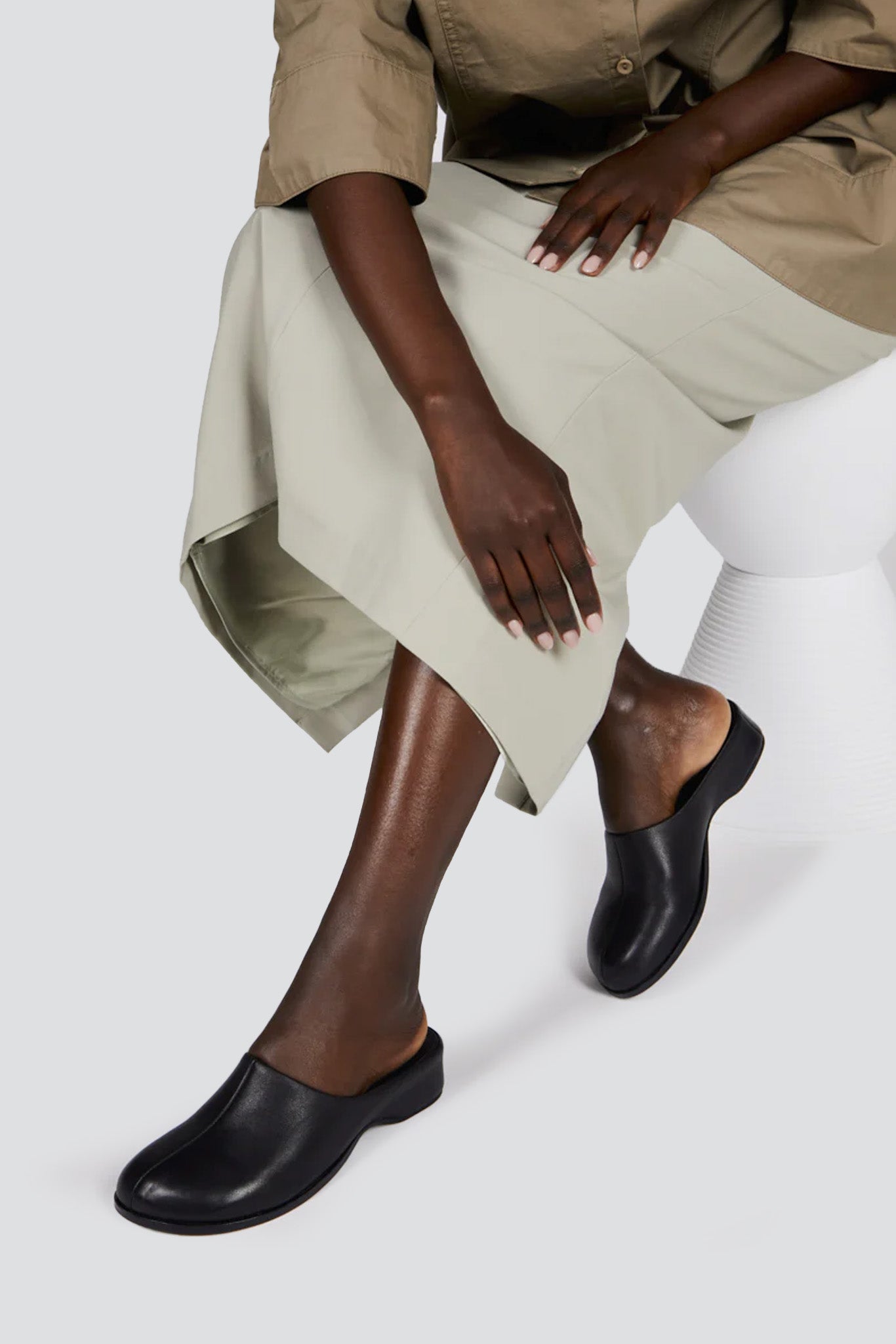 Black Shift Bubble Clog