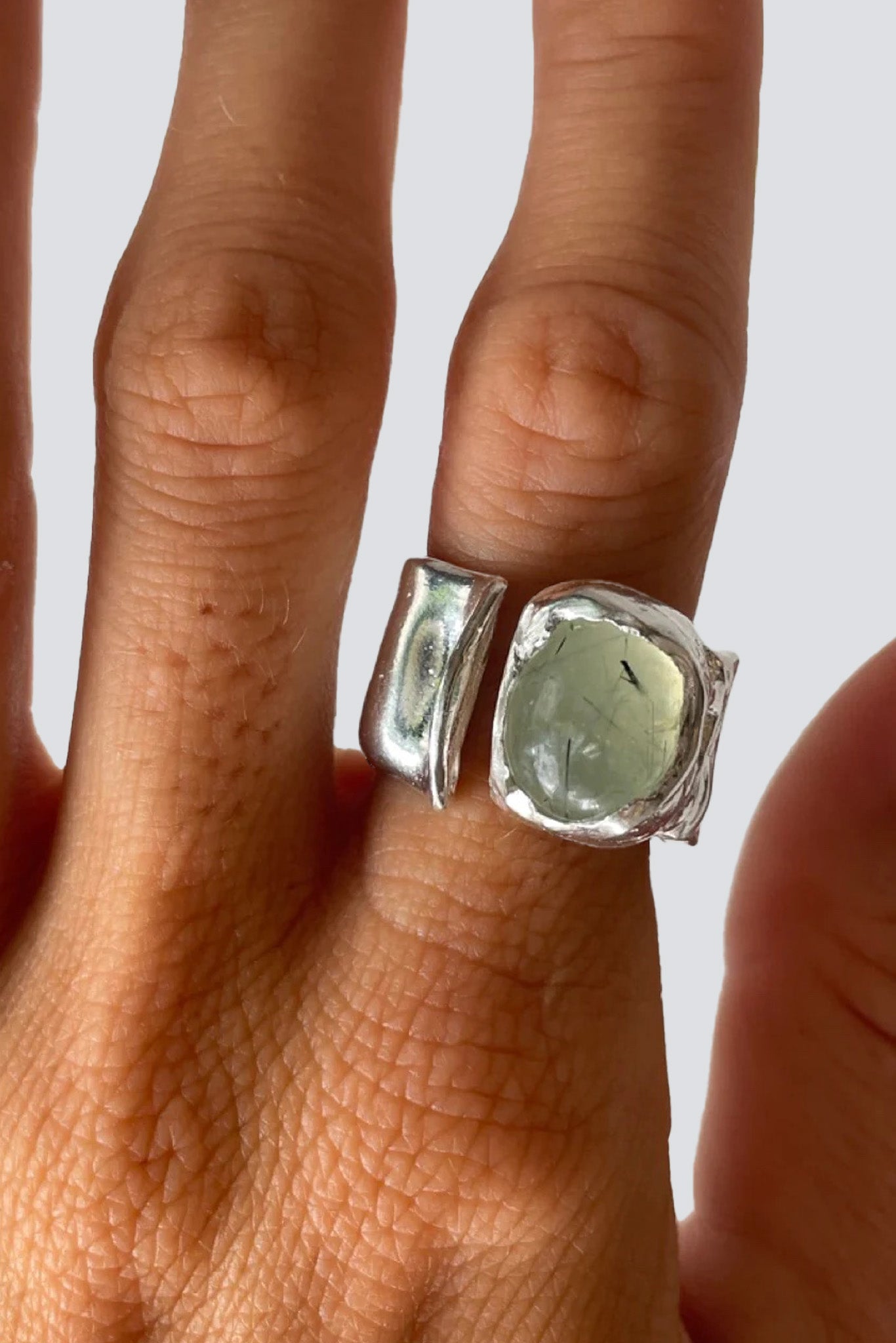 Silver/Green Uva Ring