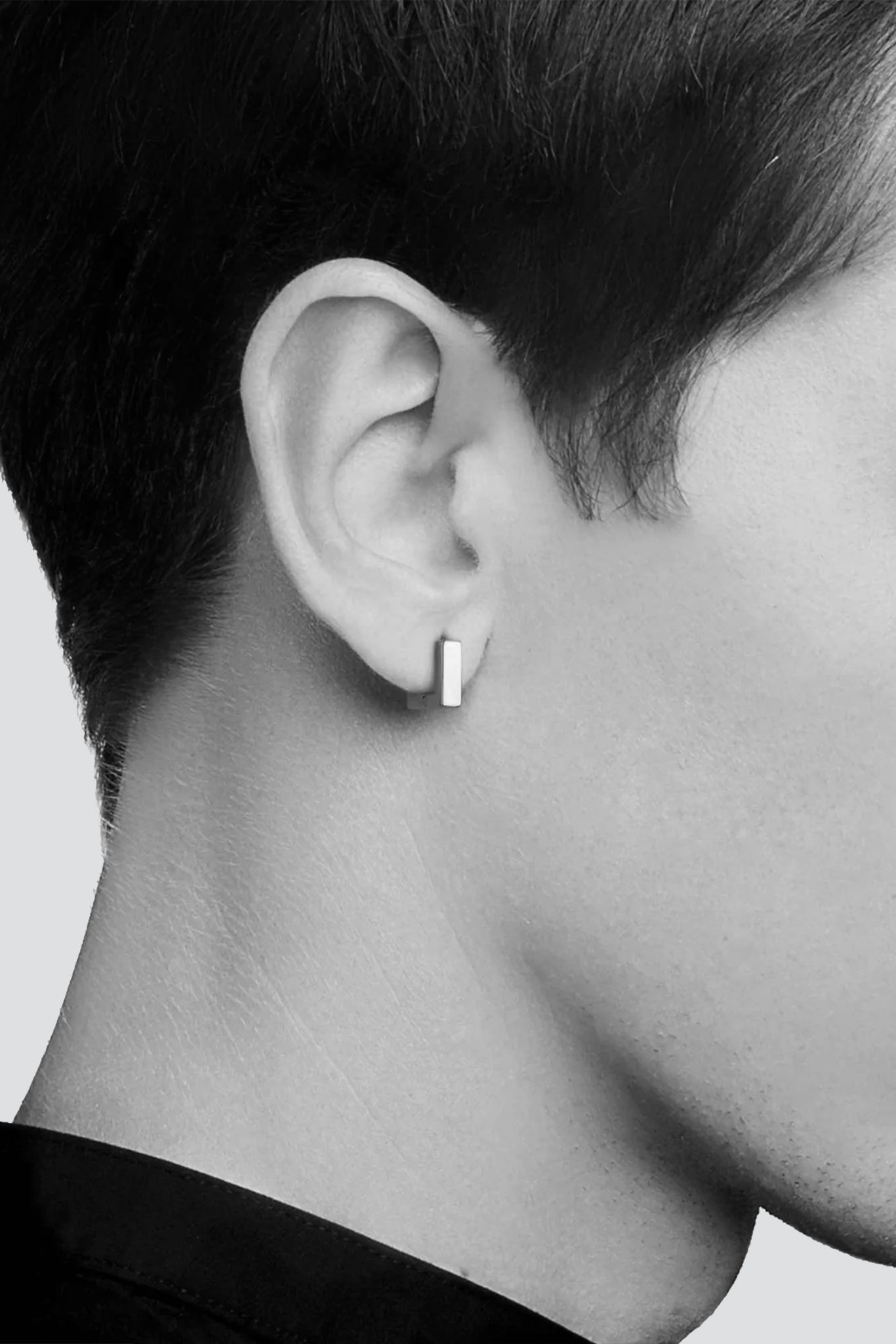 Sterling Silver Scatola Huggie Earring