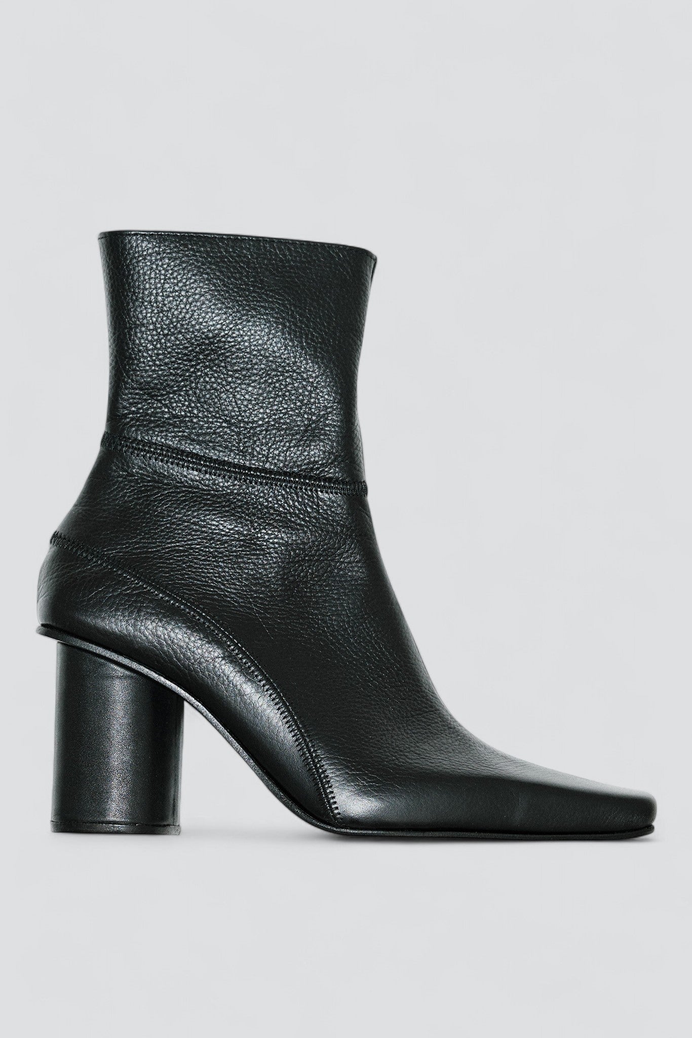 Black Cuadrado Mid Boot