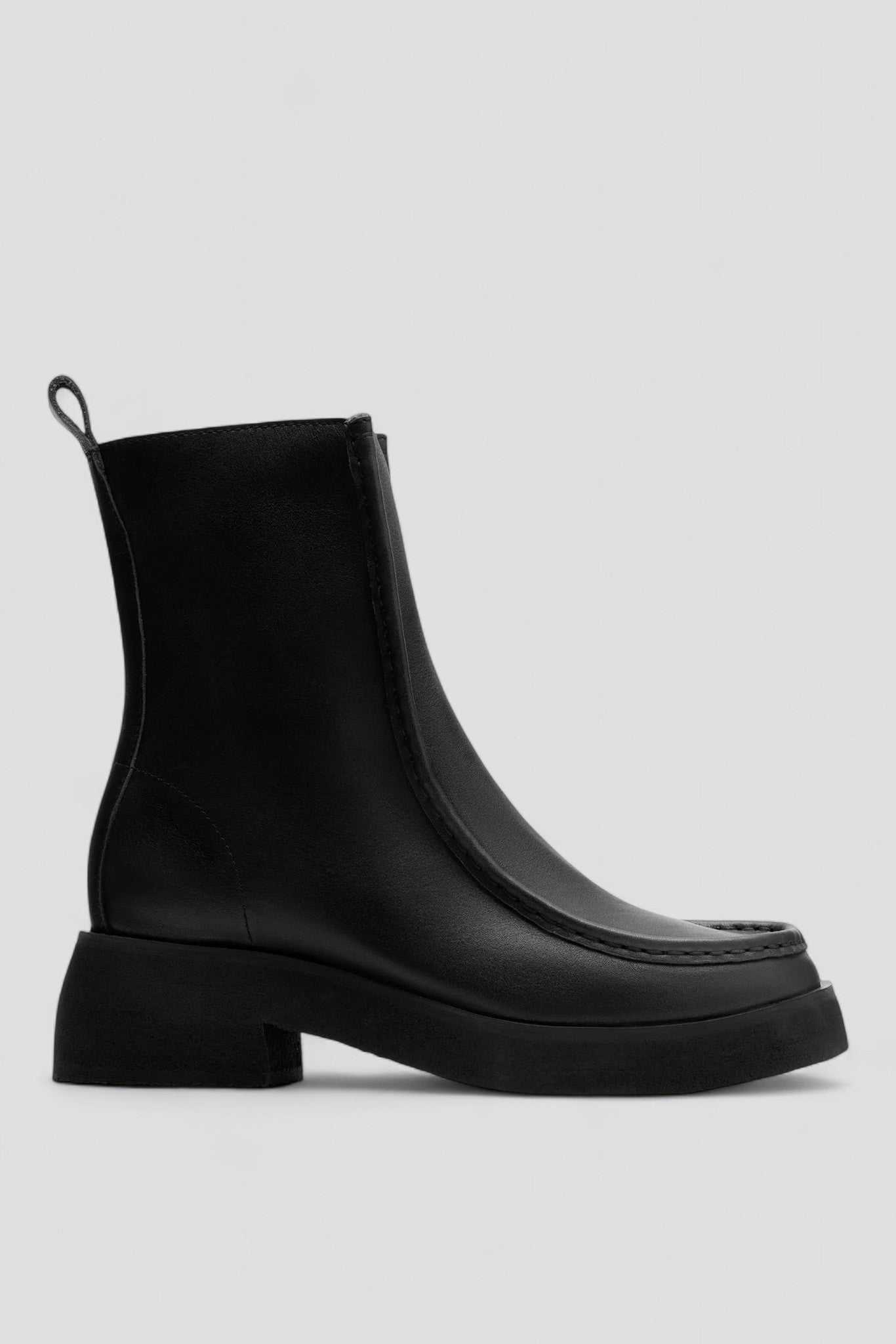 Black Leather Effery Zip