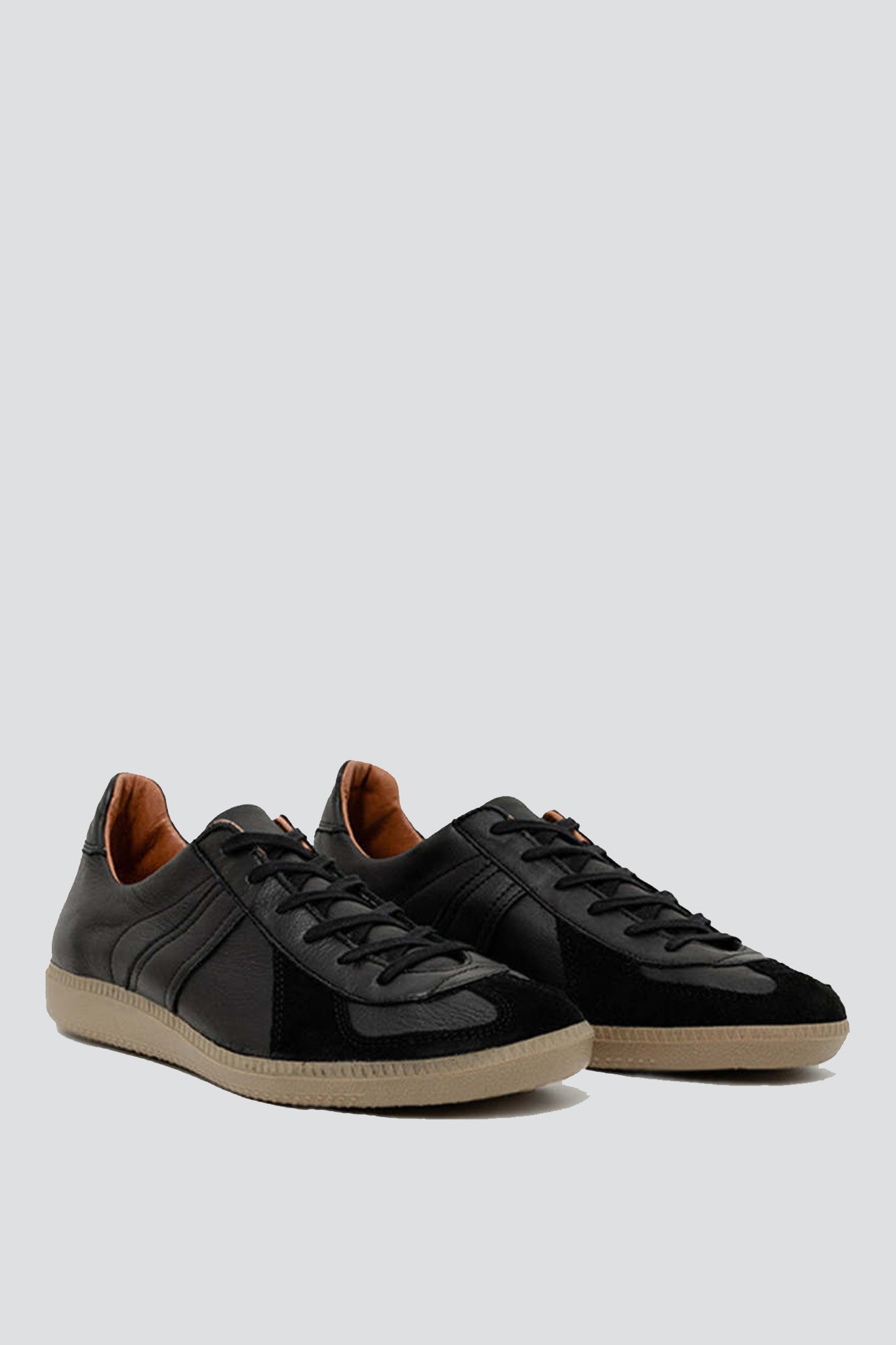 Black 1700L Military Trainers