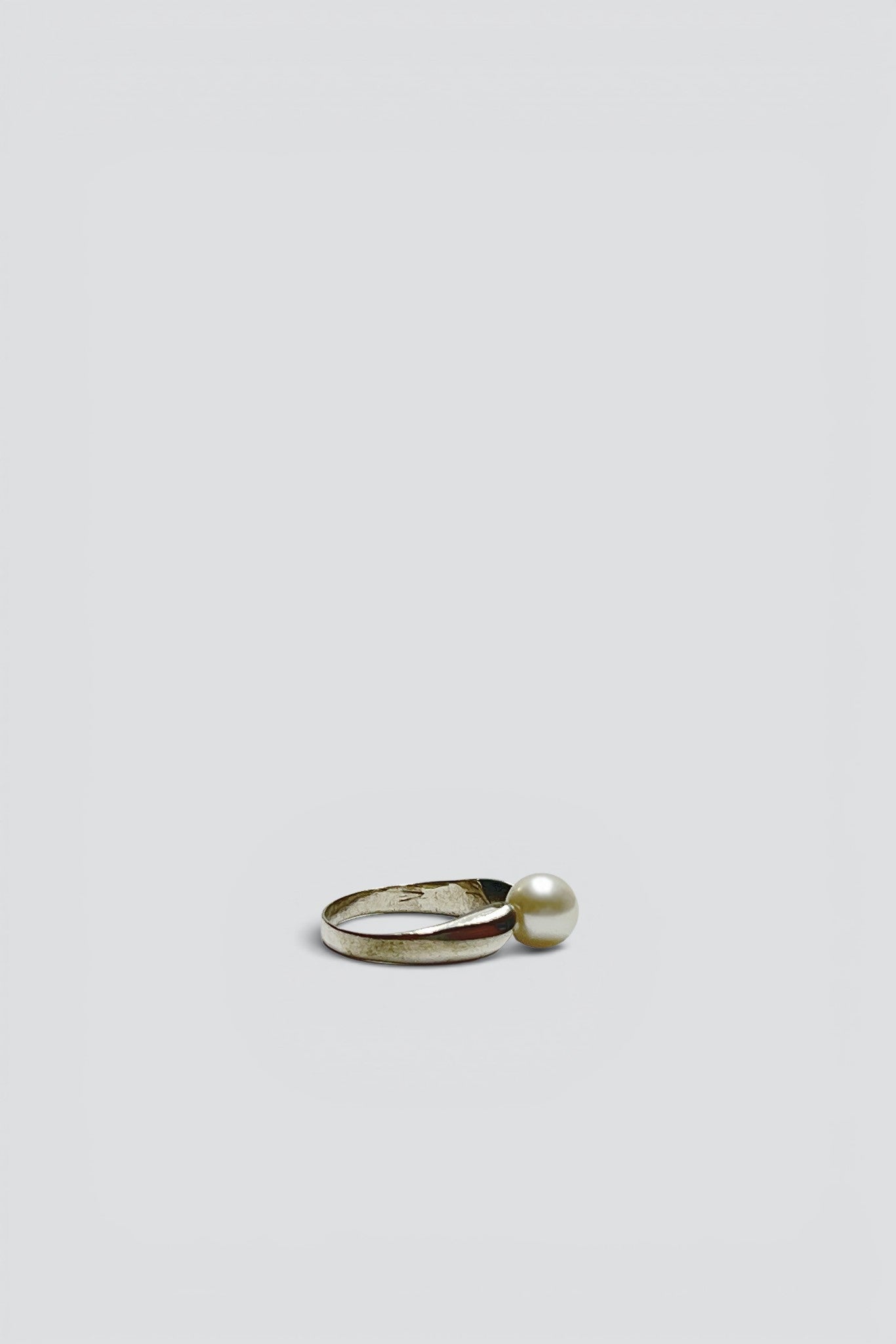 Sterling Silver Single Pearl Ring