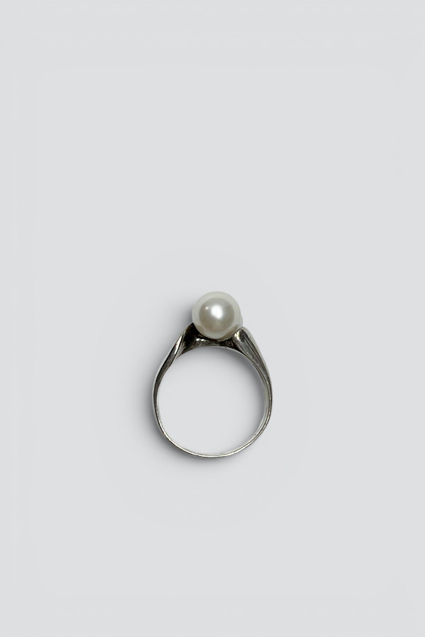 Sterling Silver Single Pearl Ring