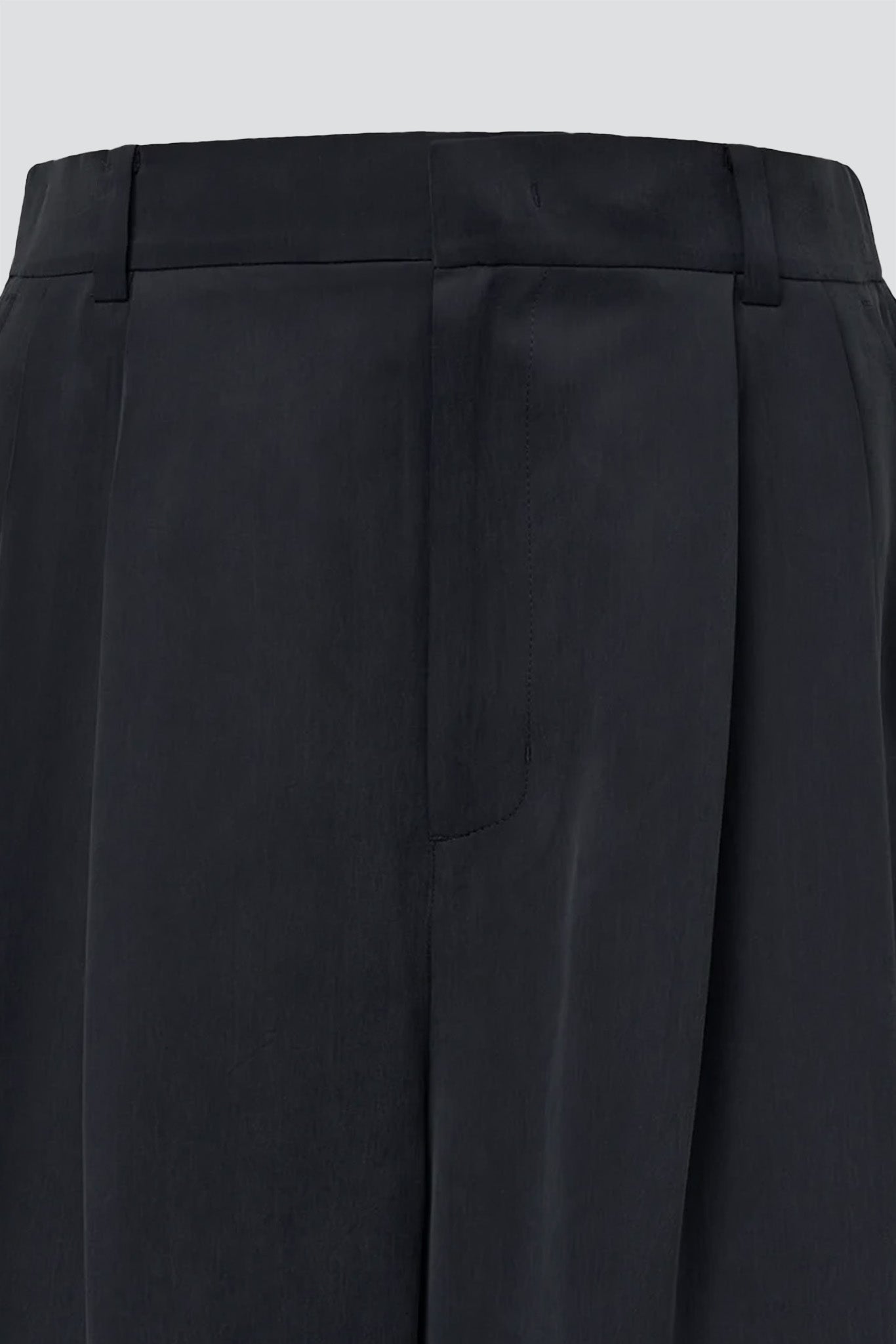 Black Two Tuck Cupro Wide Pant