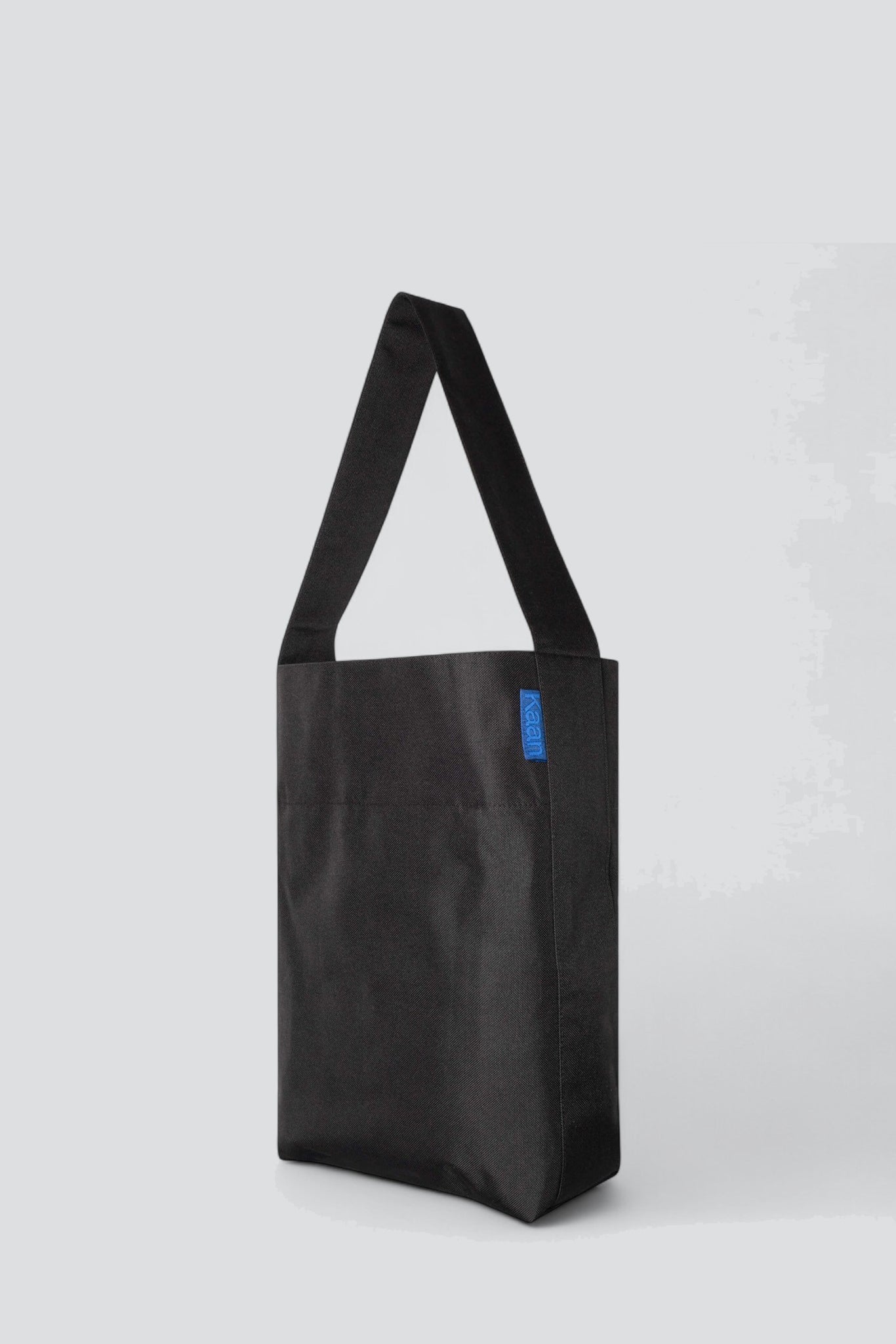 Black Water Repellant Midi Bucket Tote