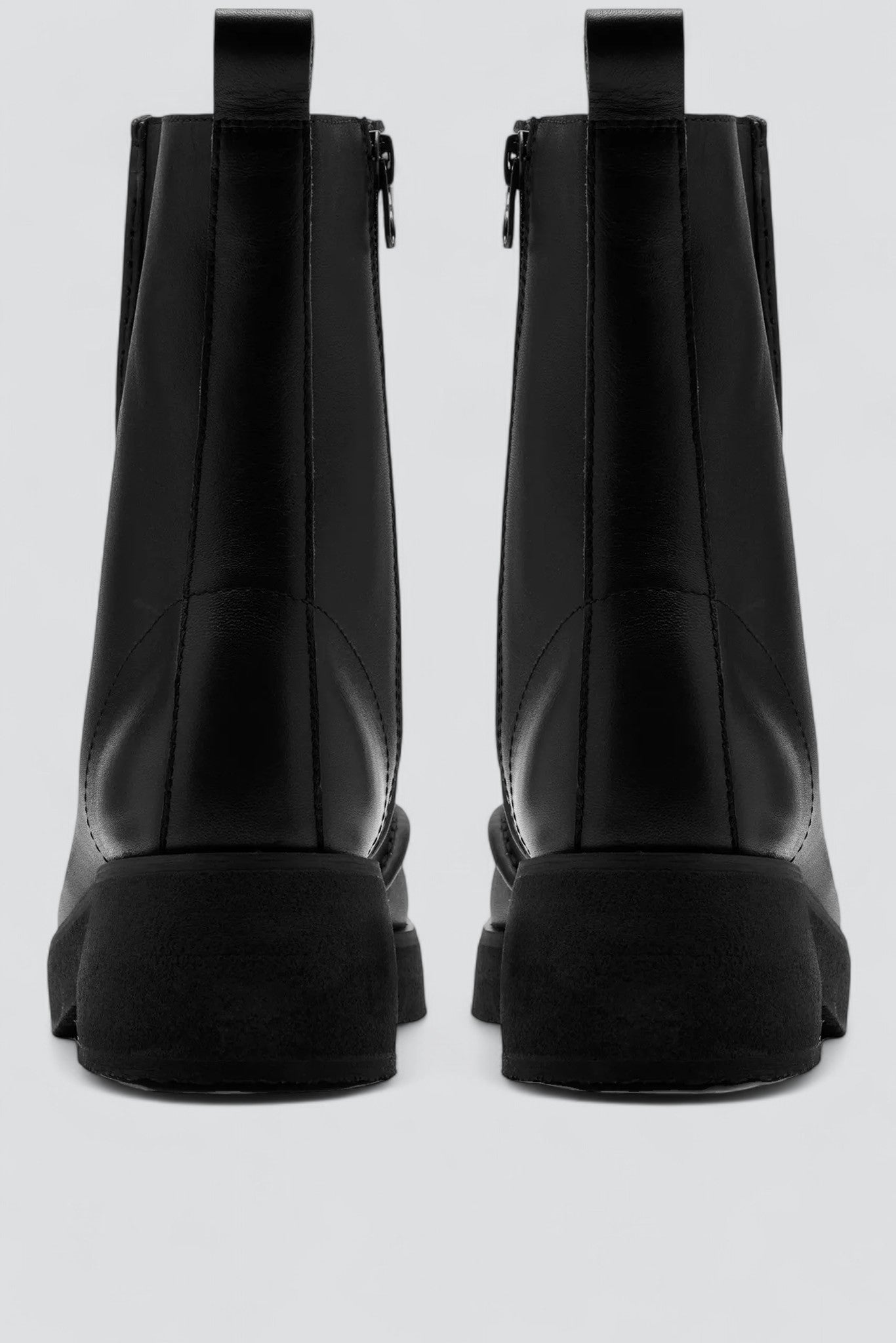 Black Leather Effery Zip