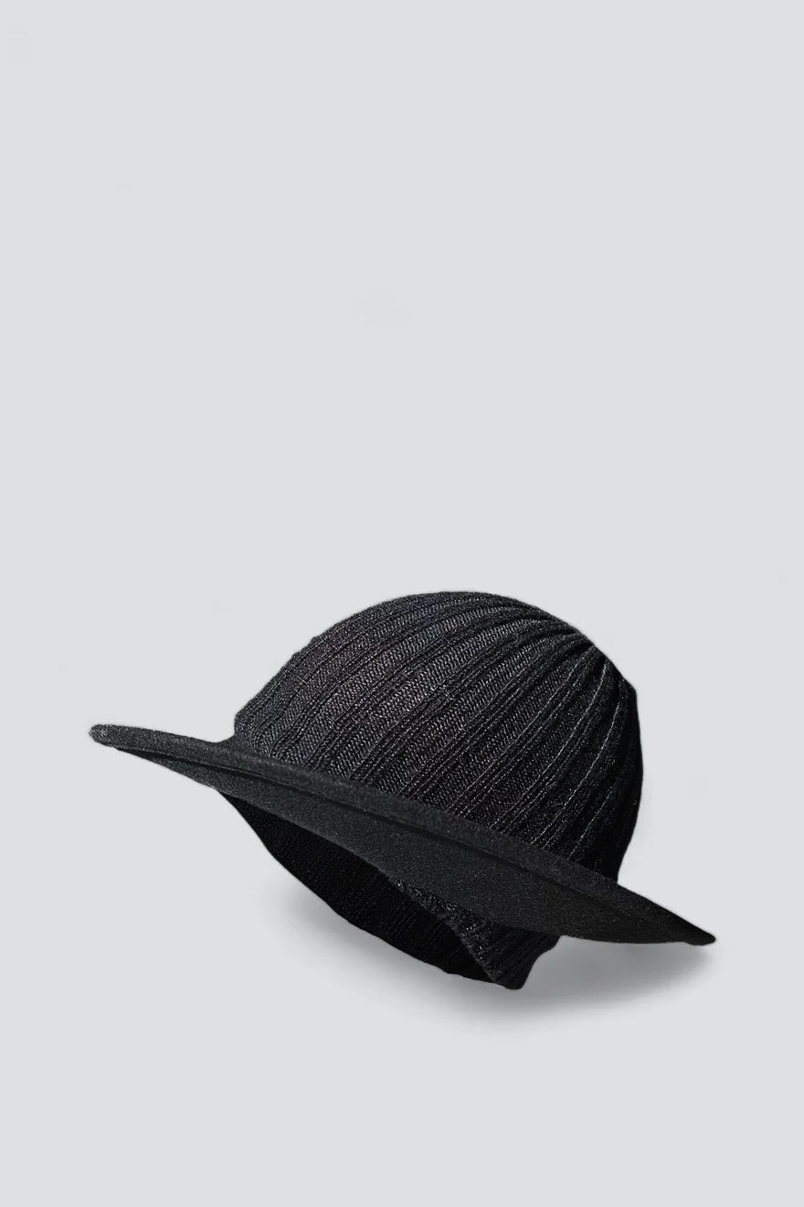Black Wool Hatcap
