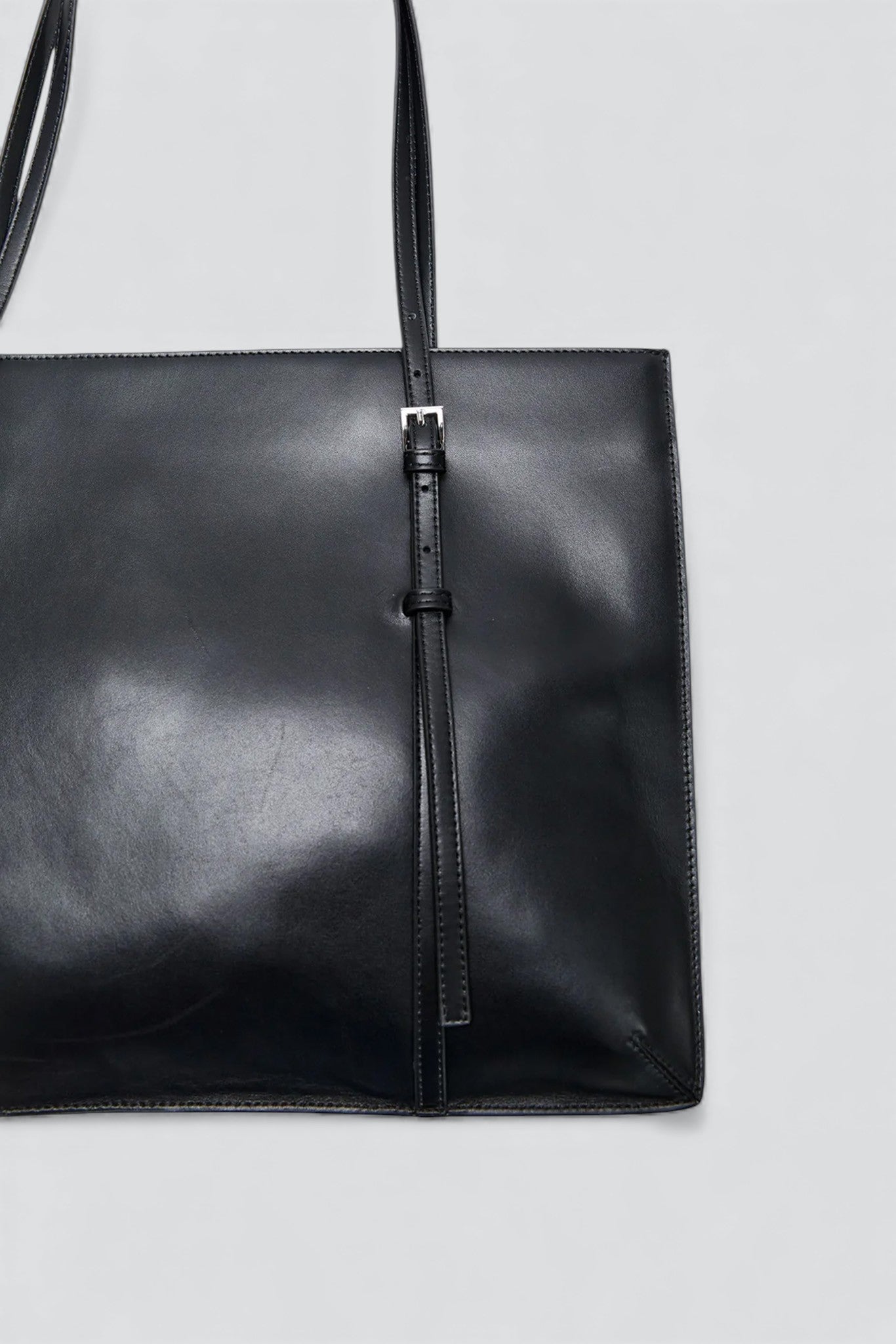 Black 90s Messenger Tote