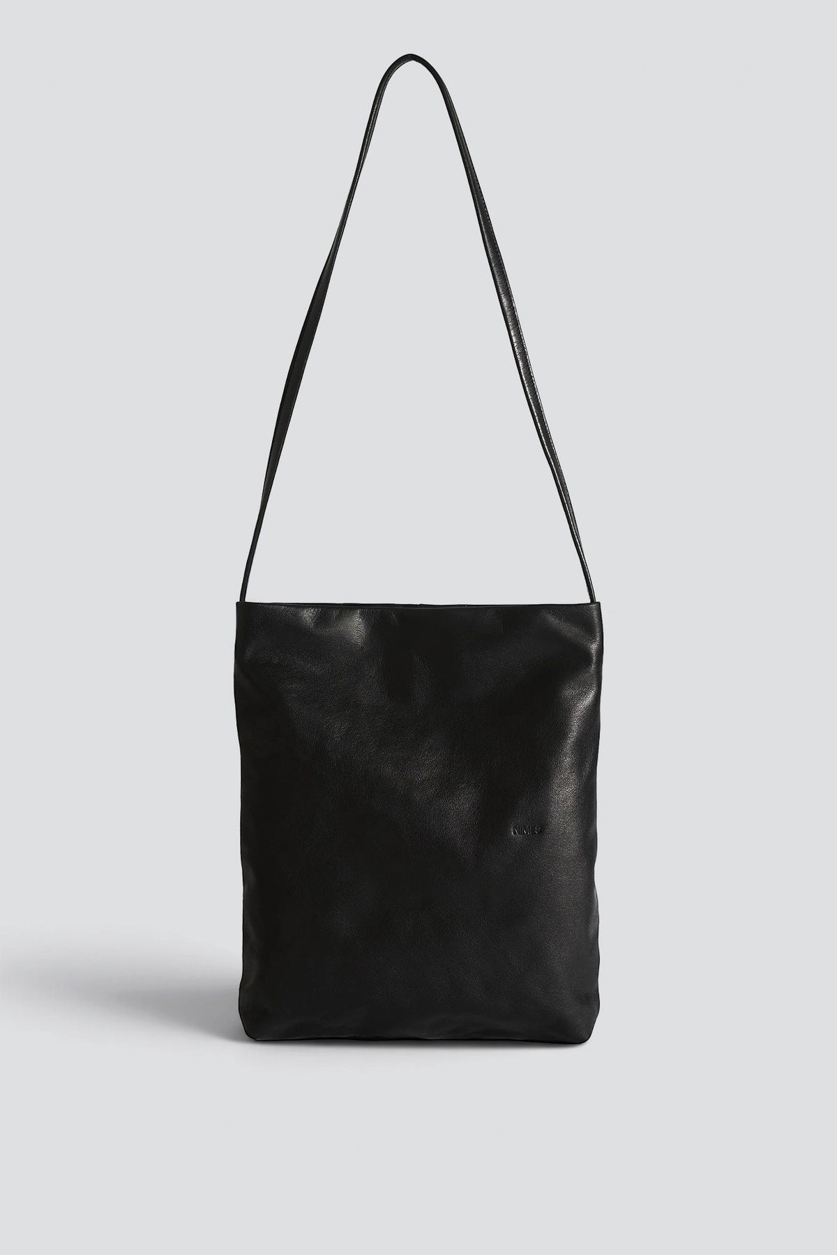 Black Alerces Bag
