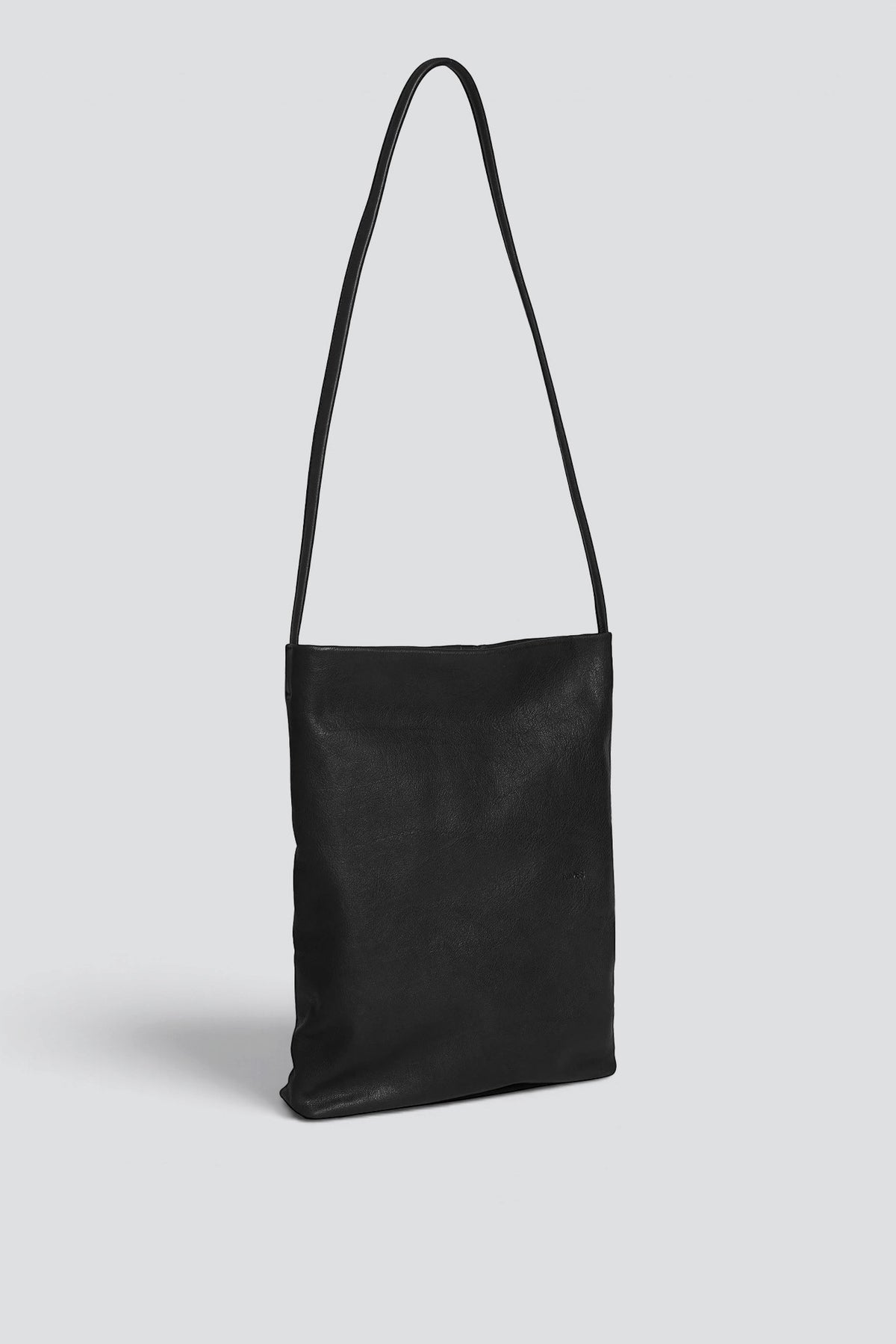 Black Alerces Bag