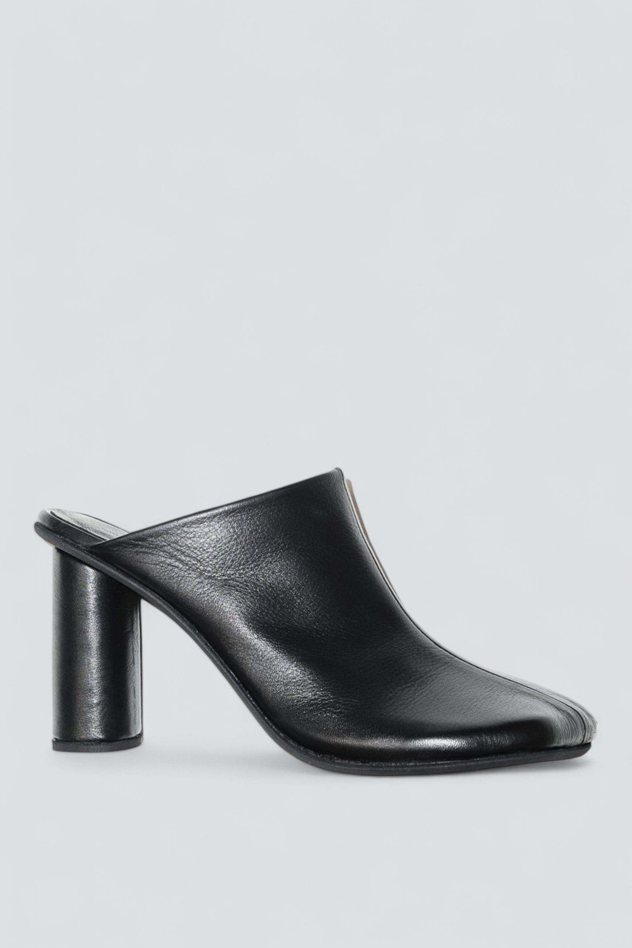 Black Arco Clog