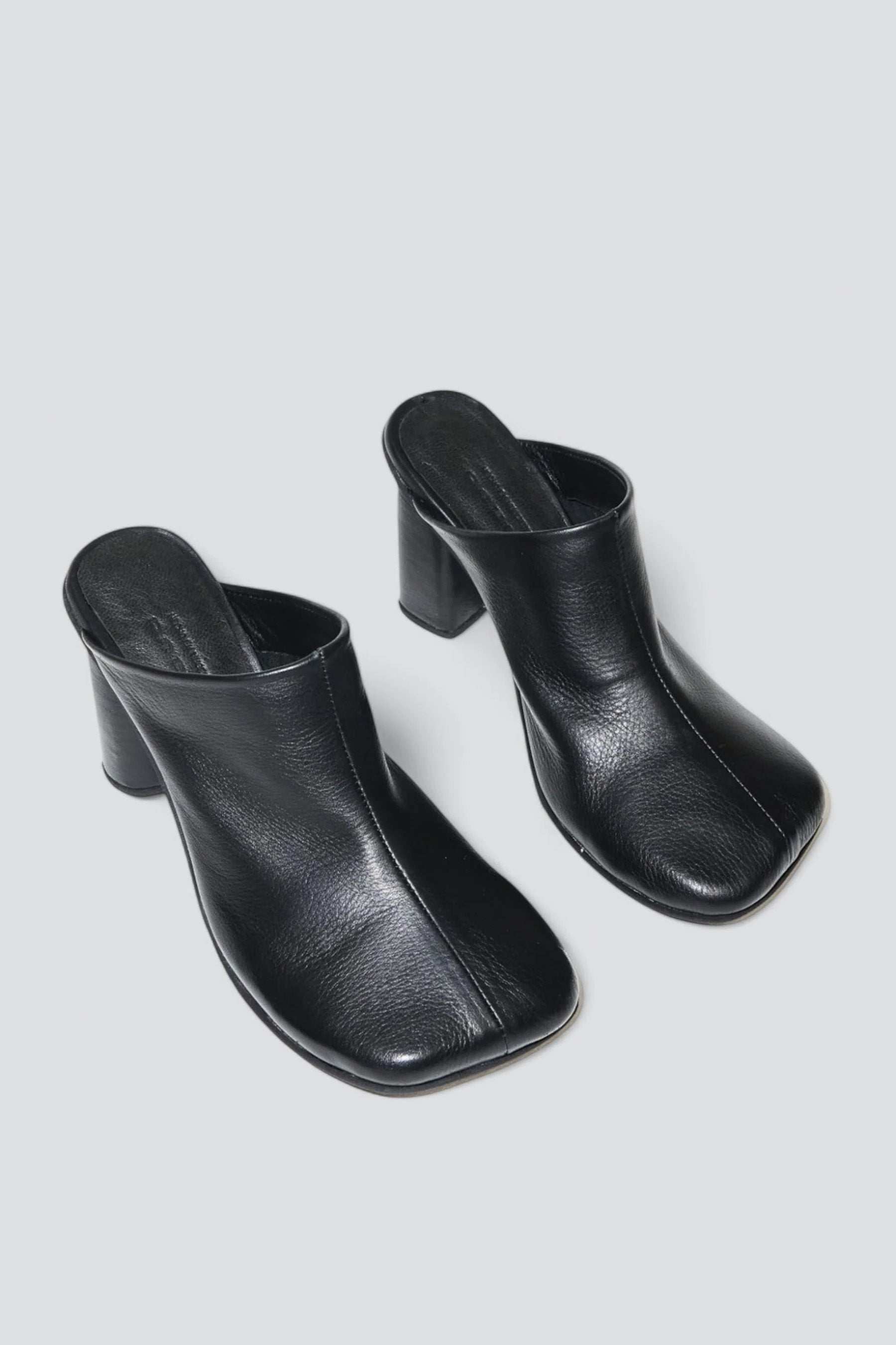 Black Arco Clog