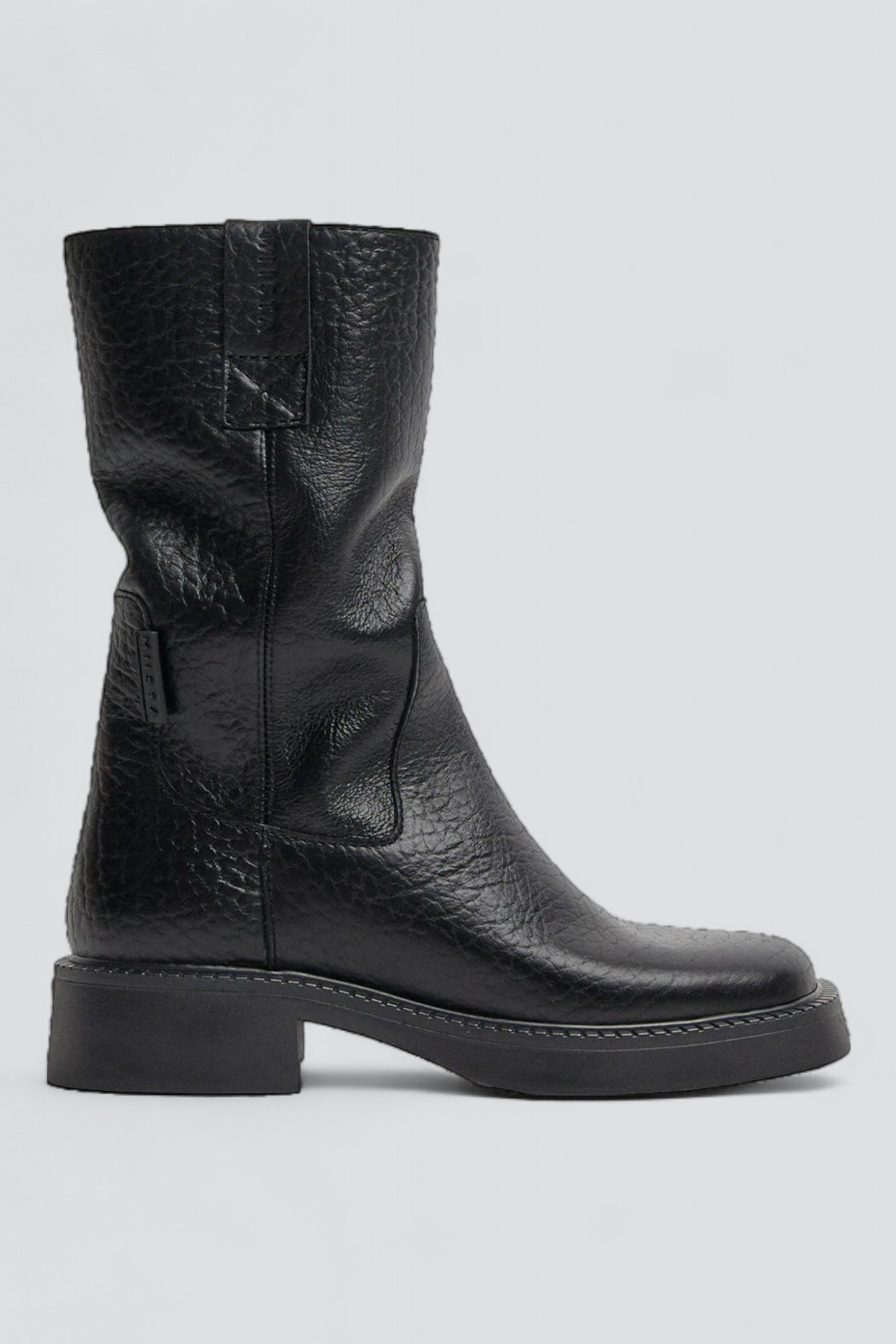 Black Aron Boot