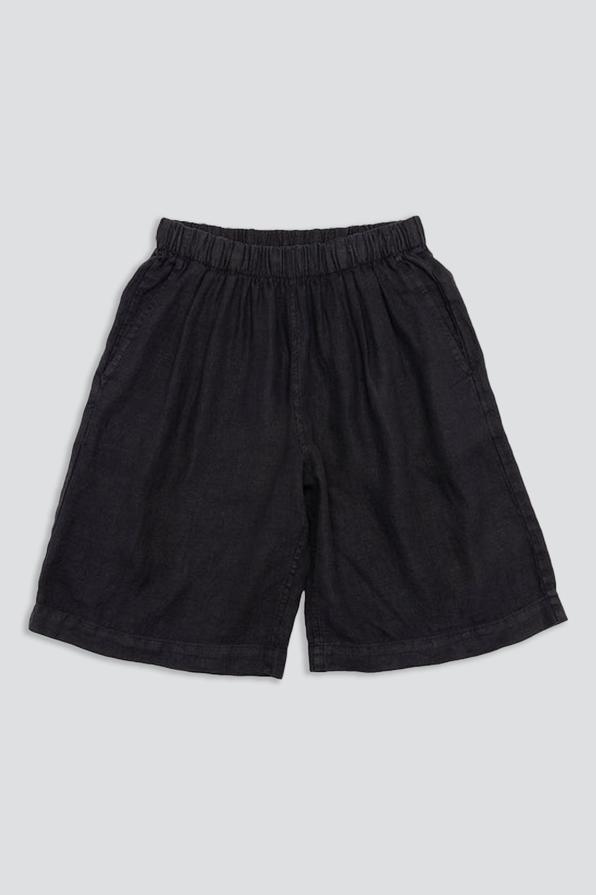 Black Cambria Short