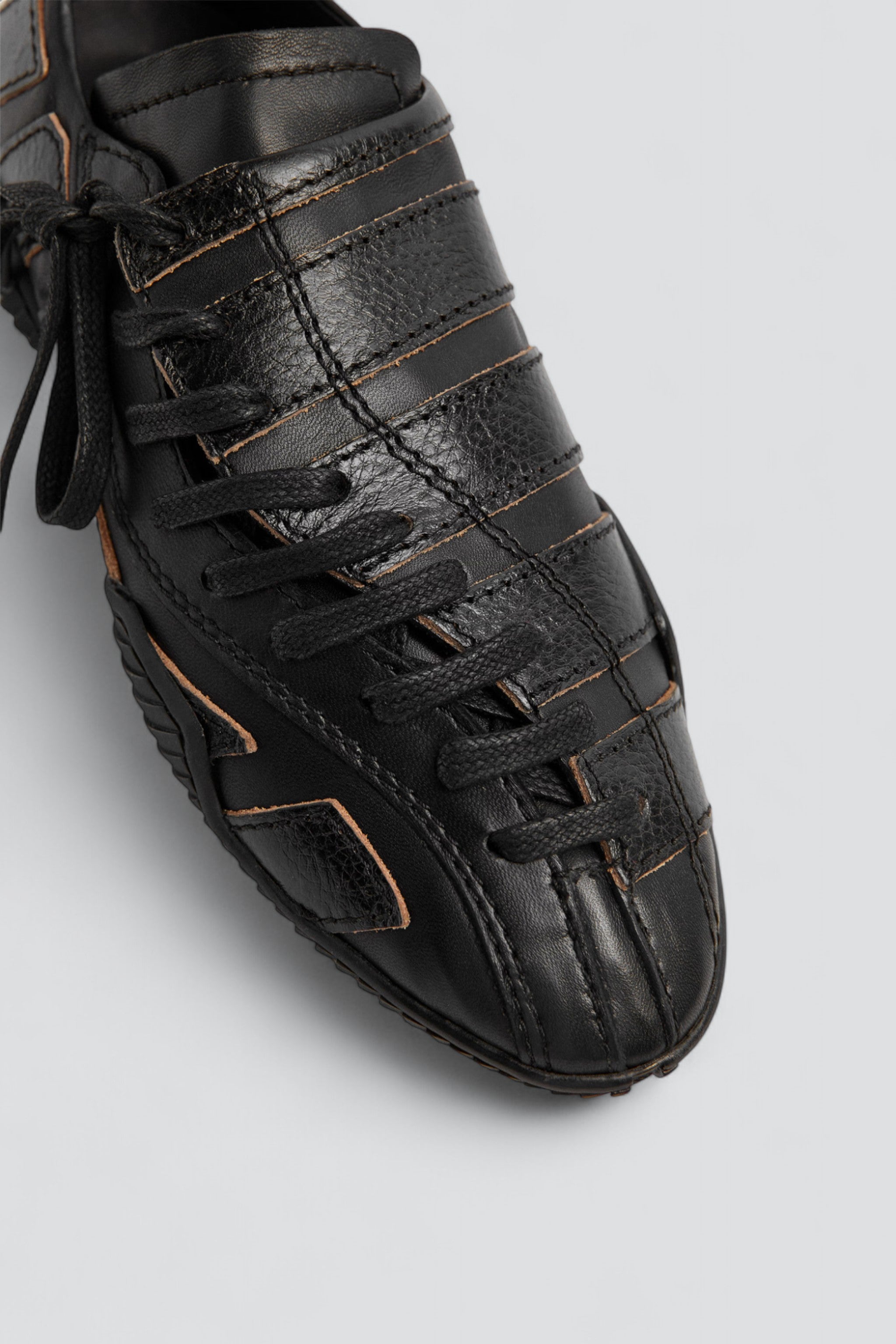 Black Edyta Sneakers