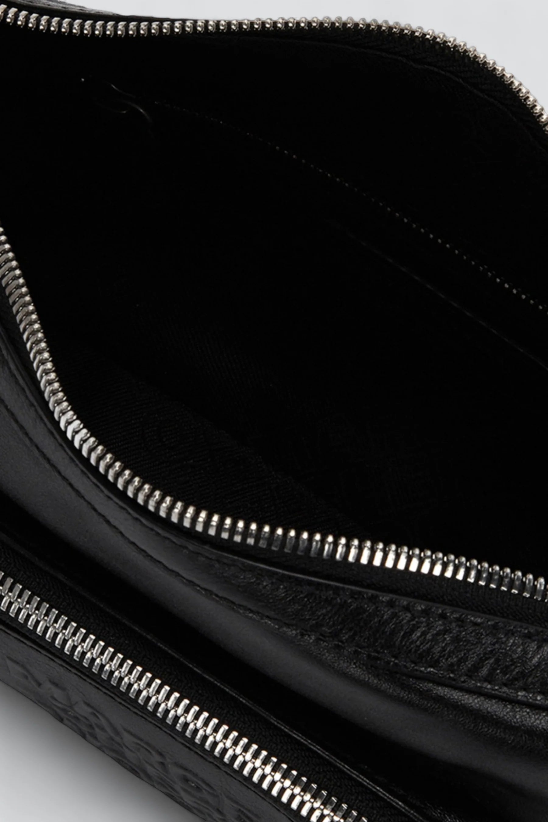 Black Glossy Plain Outpocket Hobo Mini