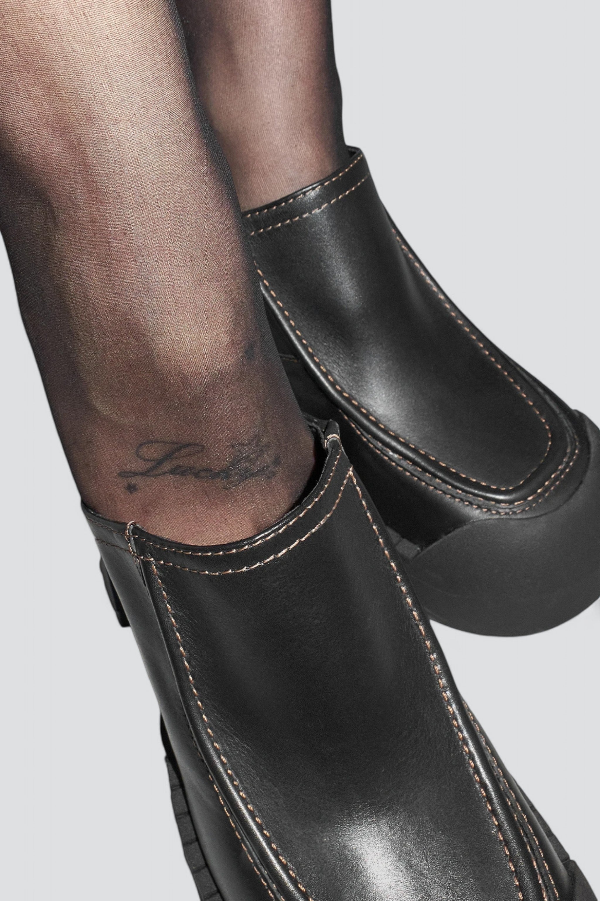 Black Maren Mules
