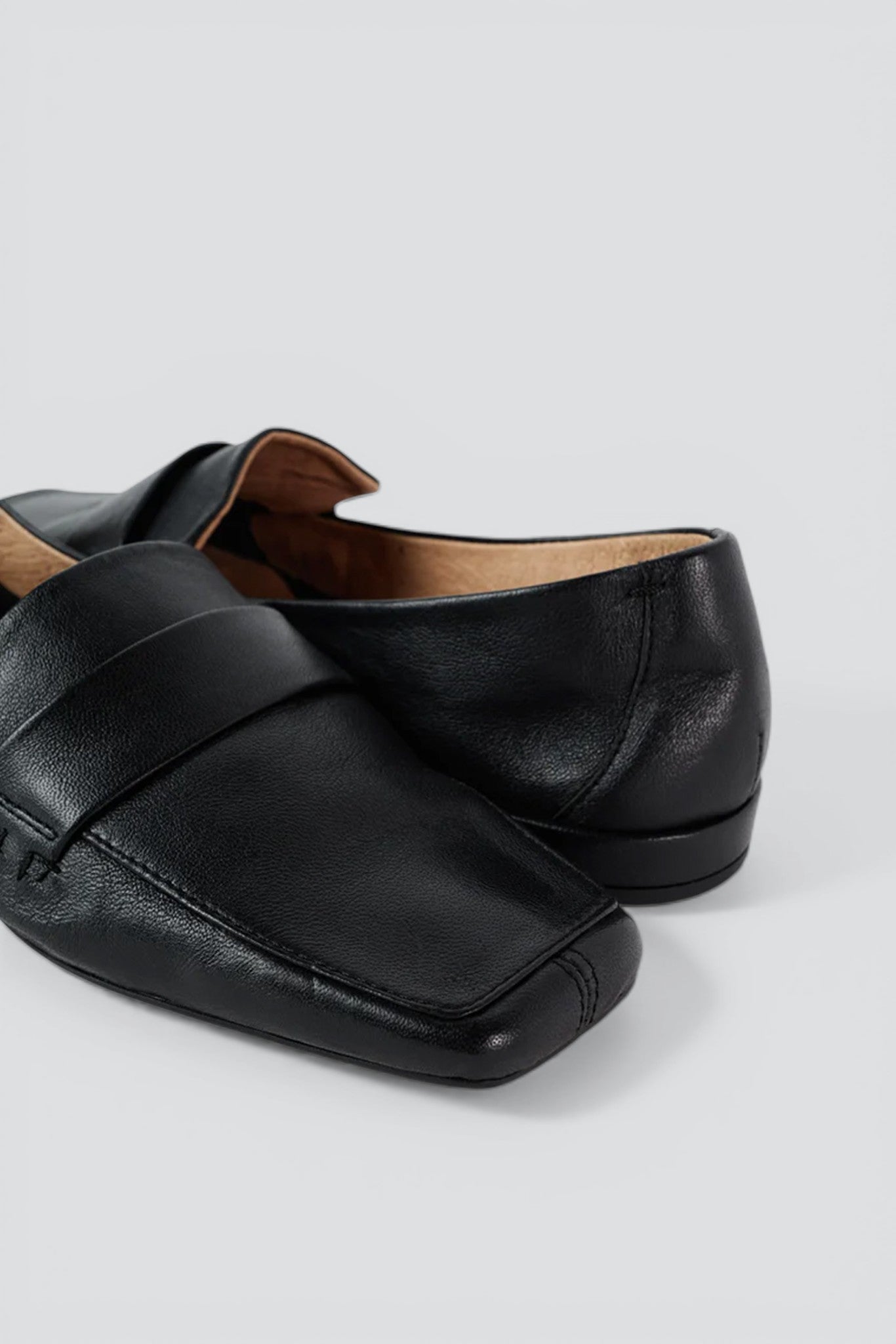 Black Pinky Loafer