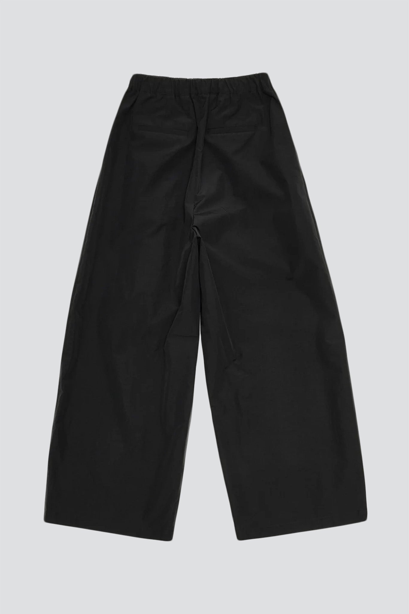 Black Three Tuck Banding Pant