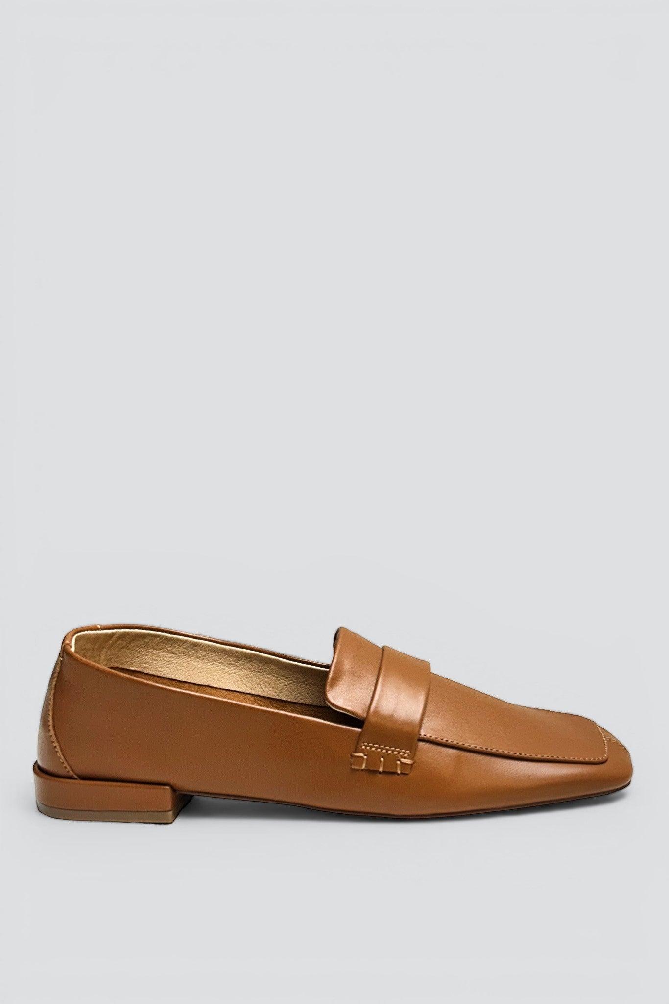 Caramel Pinky Loafer