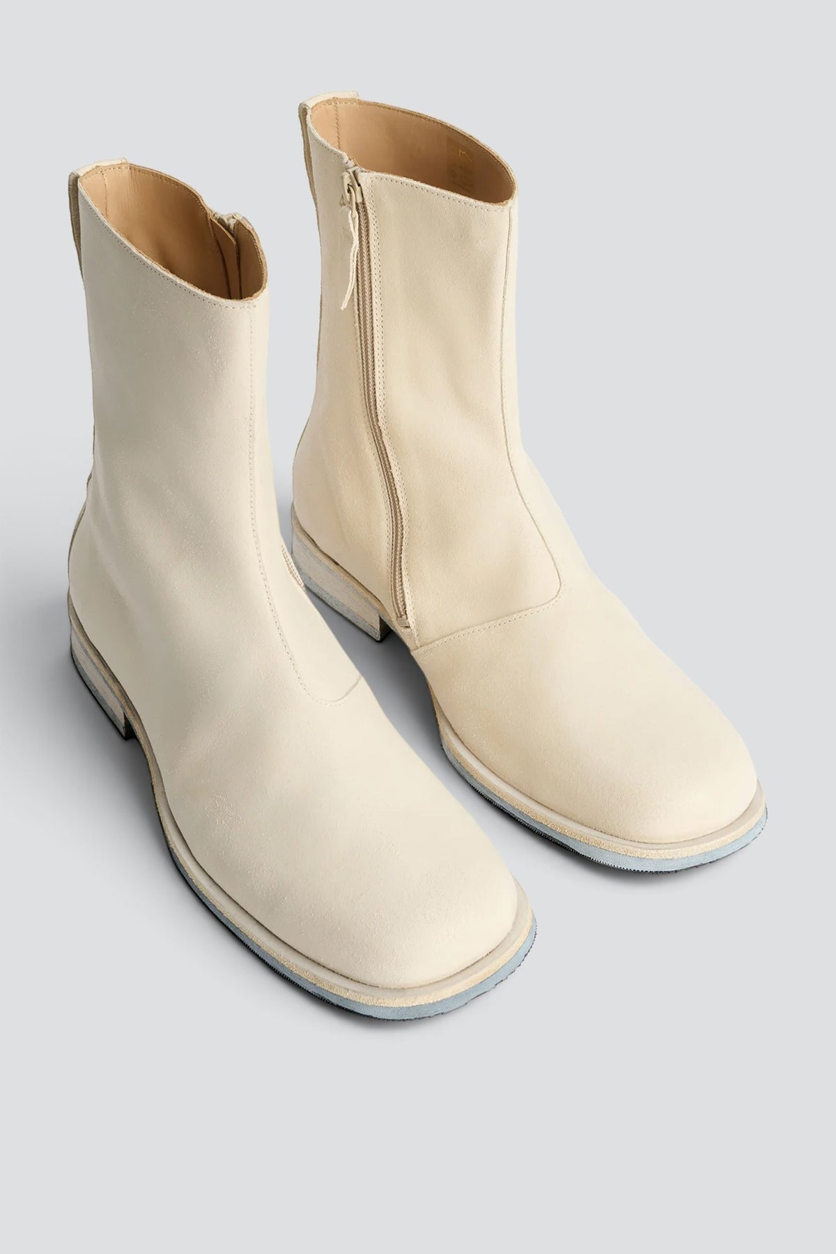 Dirty White Waxed Suede Slim Camion Boot