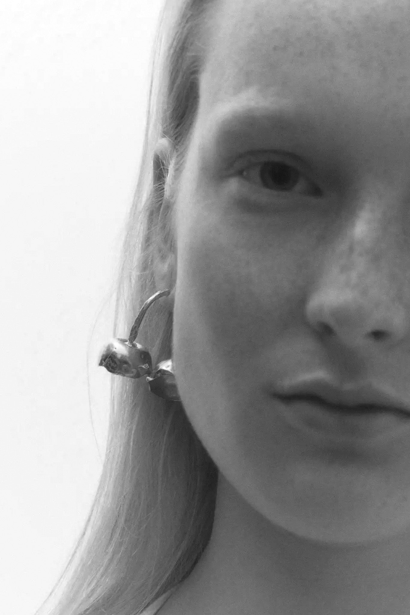 Gold Cerezas Earrings