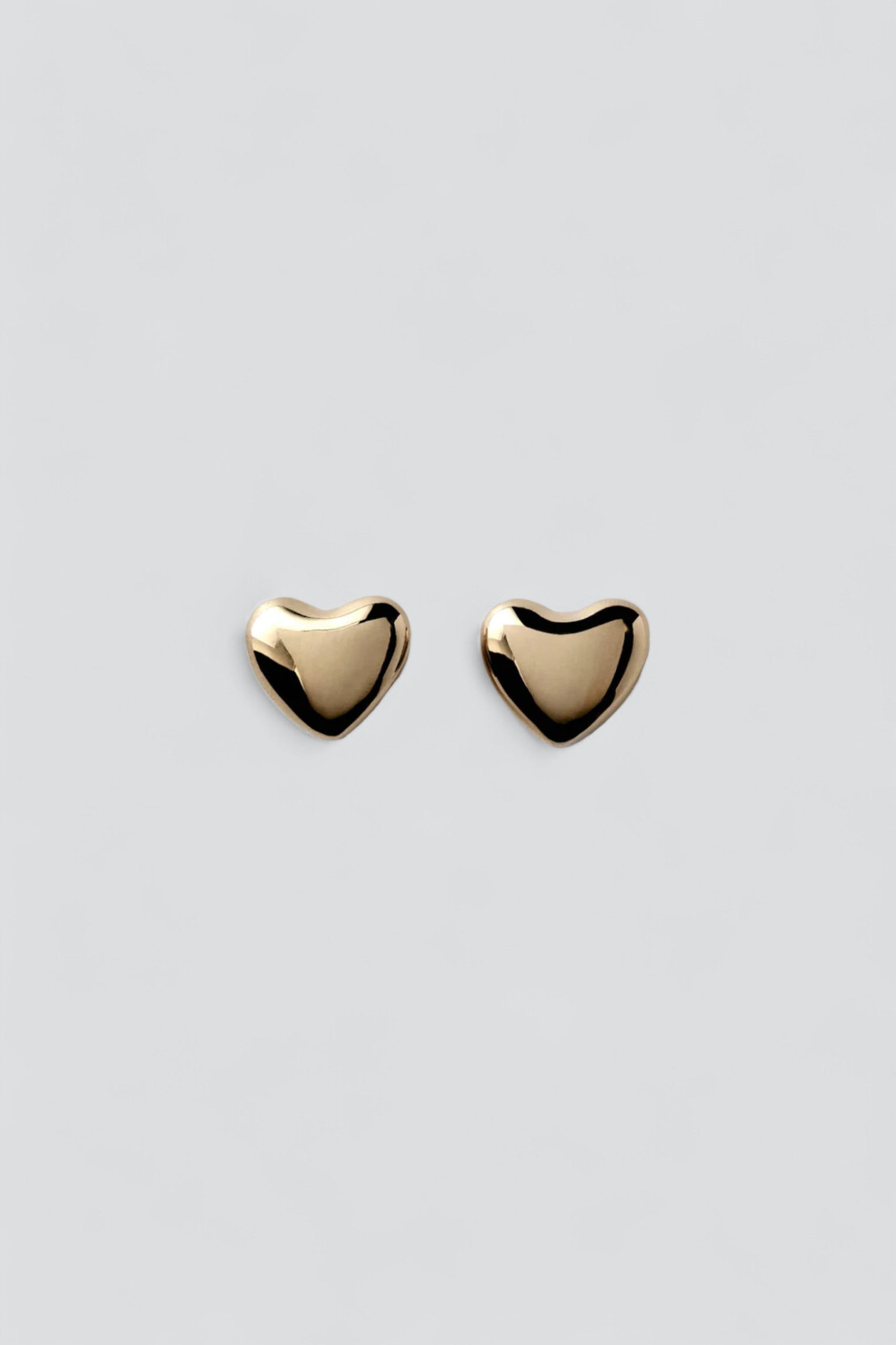 Gold Small Voluptuous Heart Earrings