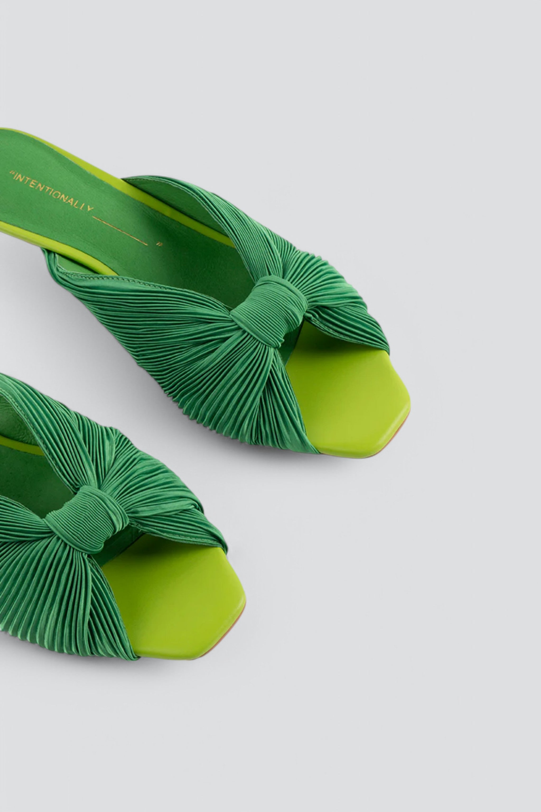 Grass Curfew Kitten Heel