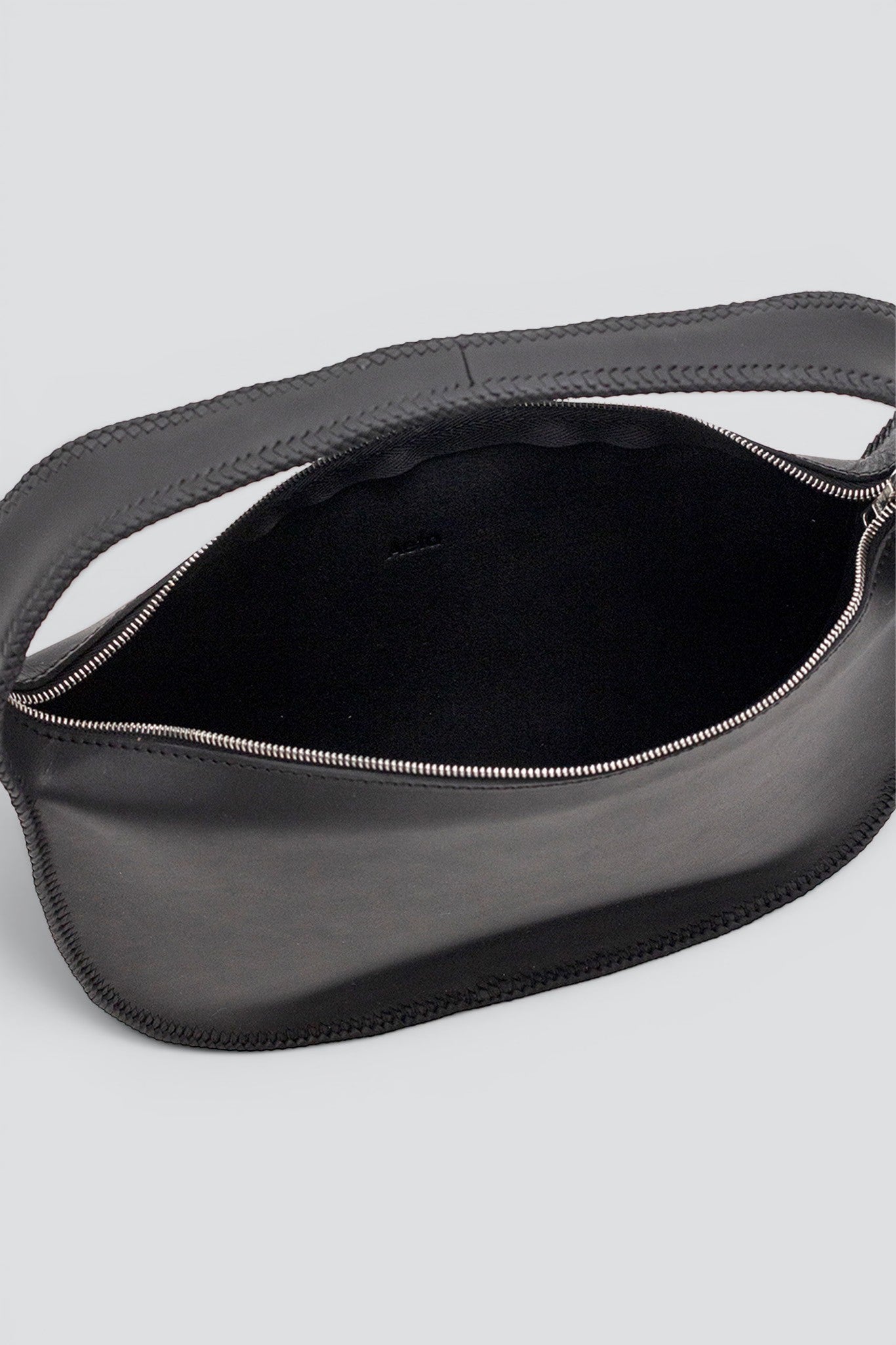 Black Half Moon Shoulder S
