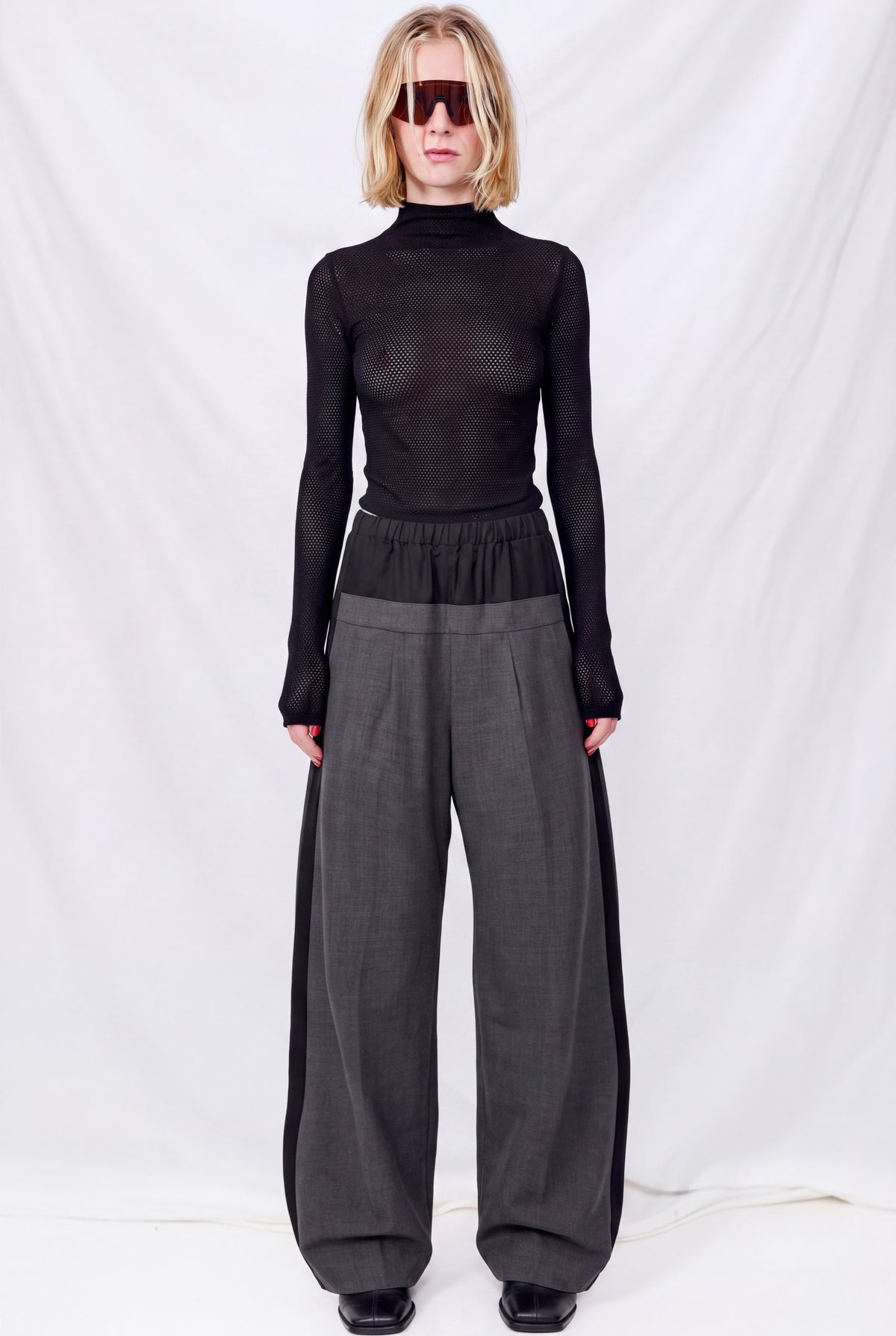Graphite/Black New Low Pant