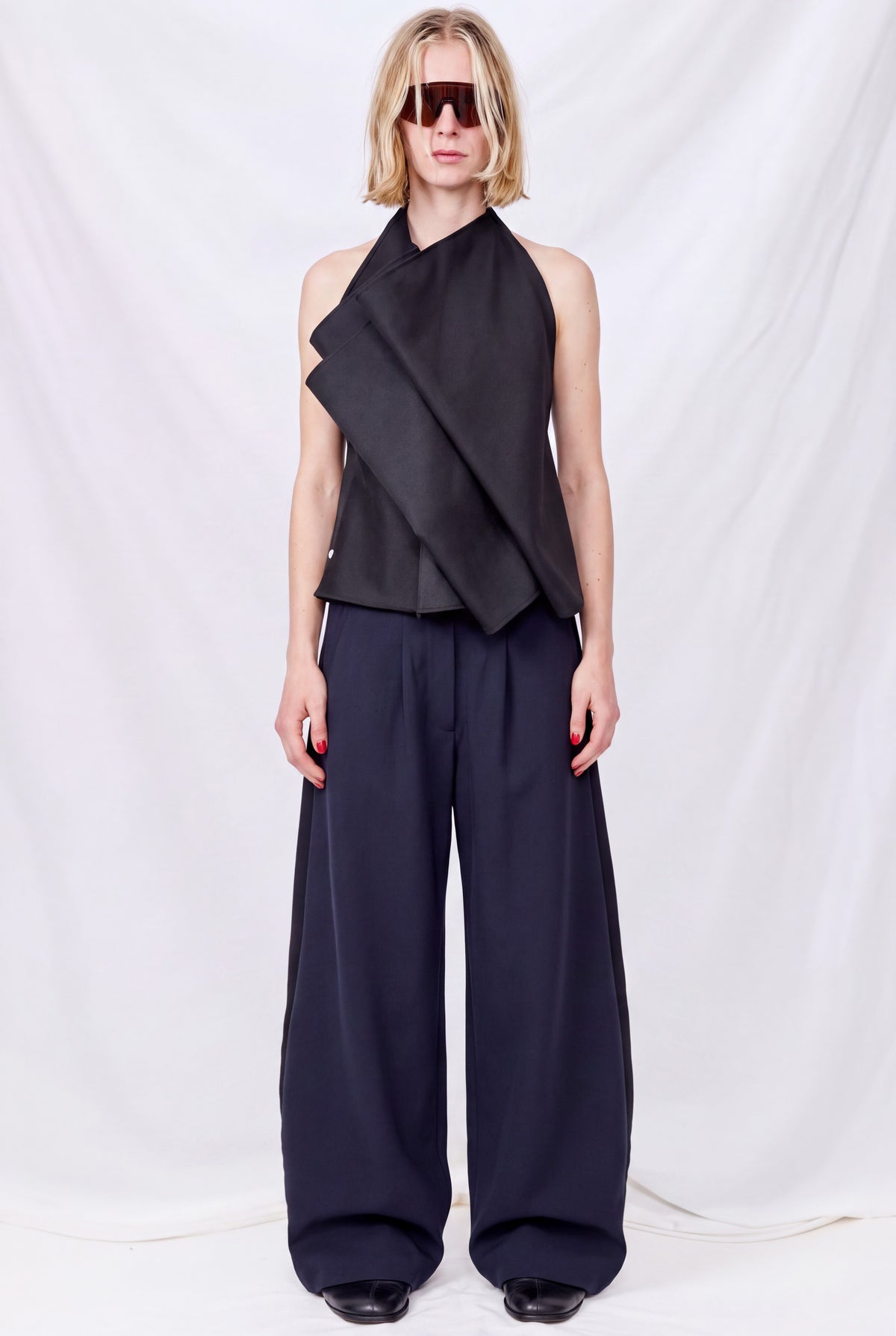 Black Lotus Top