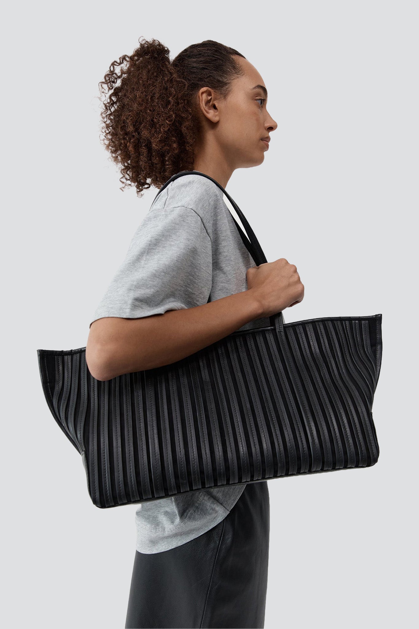 Black Linea Stitch Bateau Tote