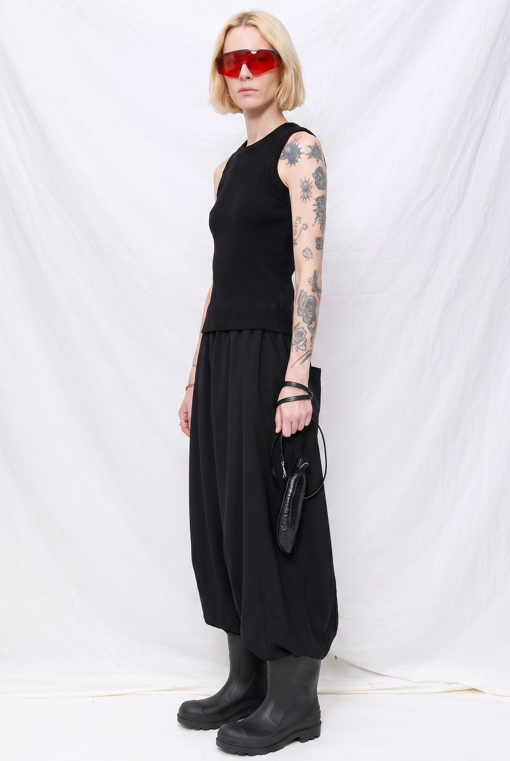 Black Circle Tank