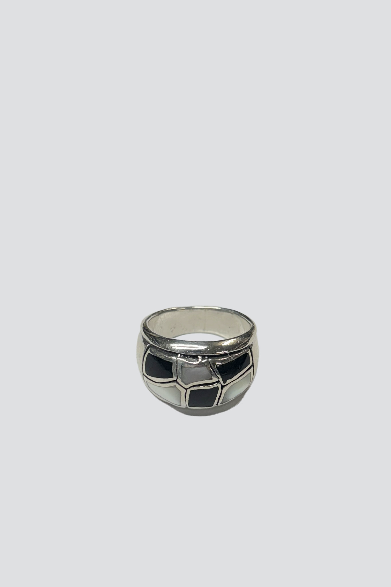 Sterling Silver Mother of Pearl & Onyx Inlay Ring