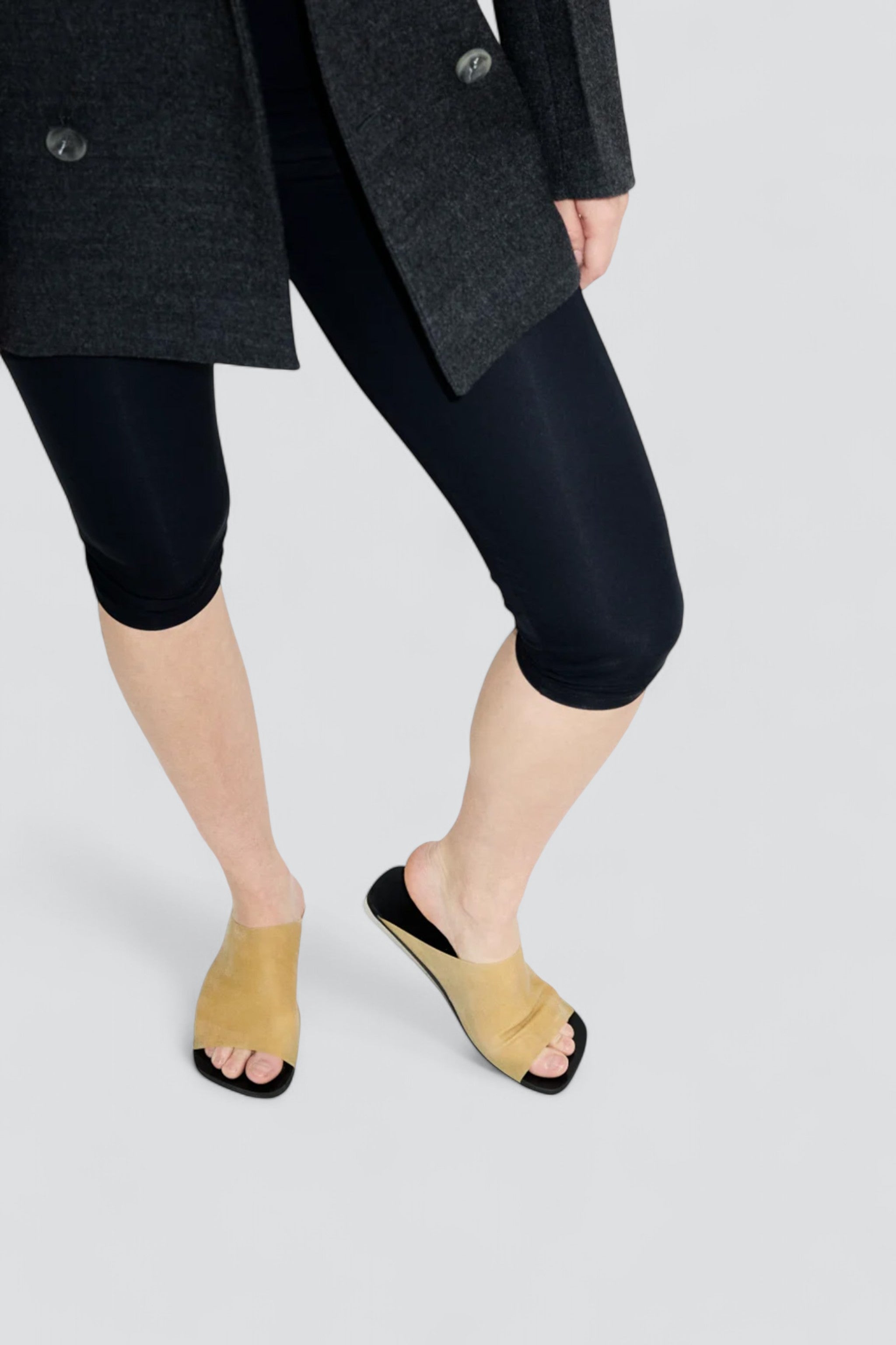 Natural Tecnic Slip Sandal