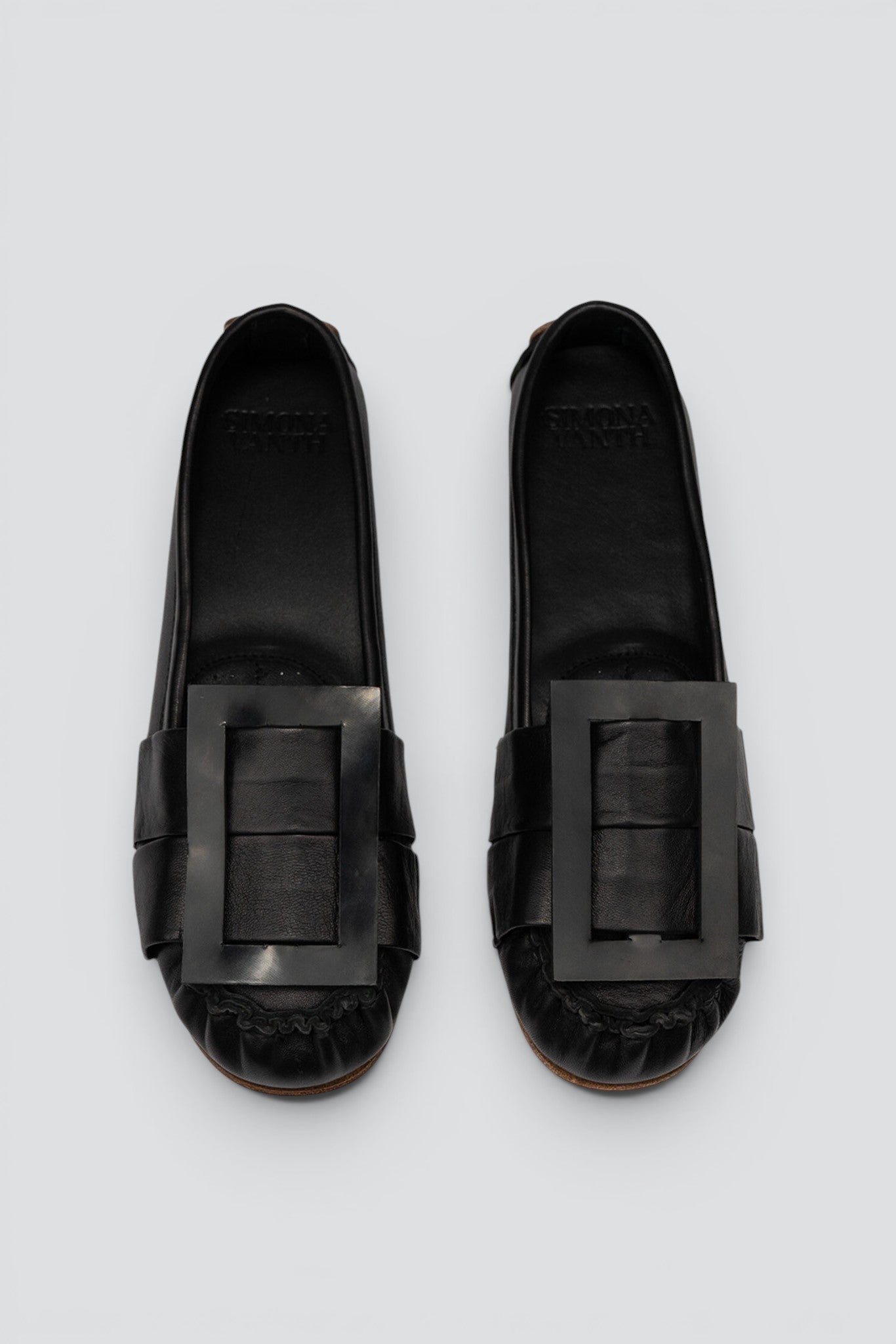 Nero Viennetta Flat