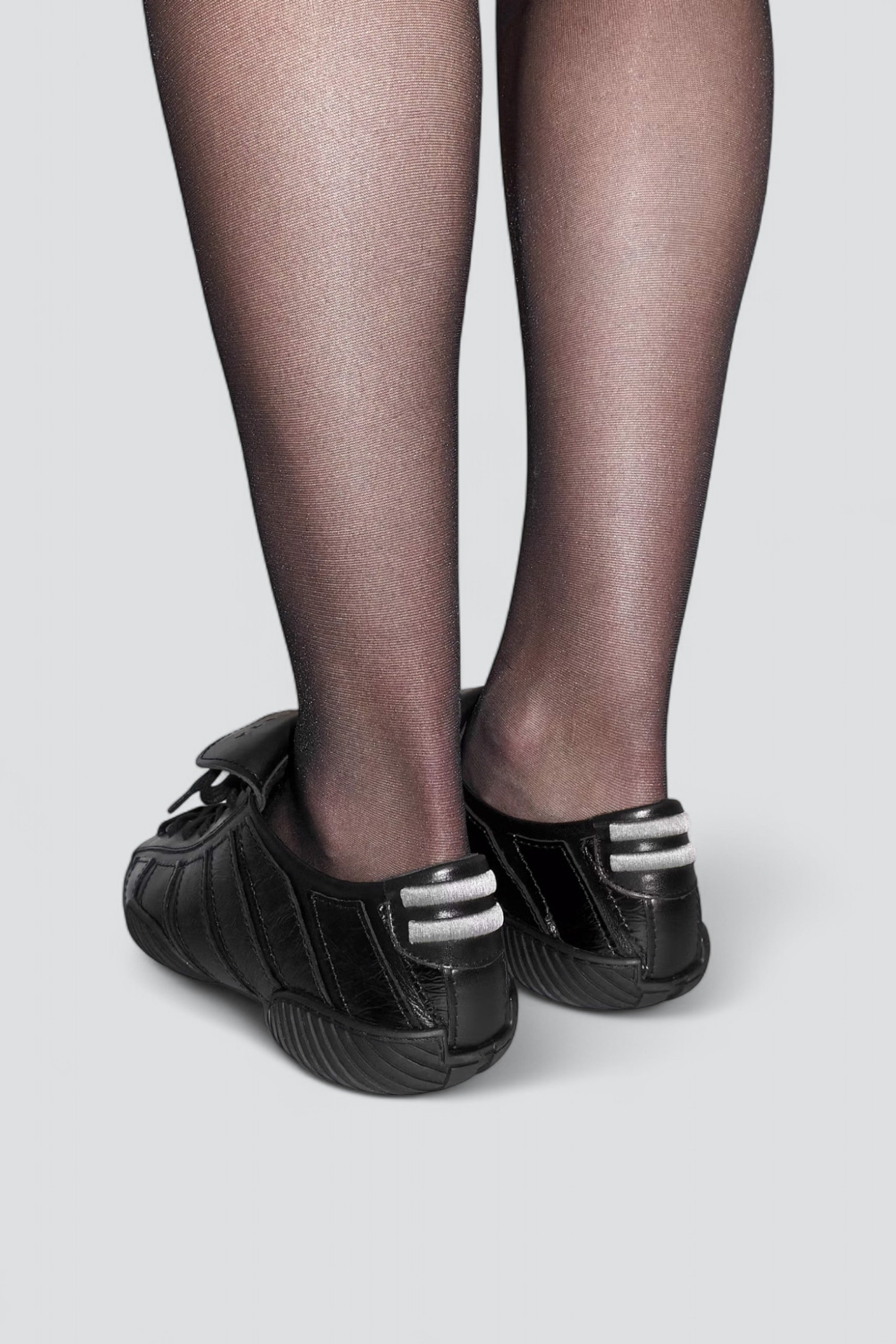 Black Nikoletta Sneakers