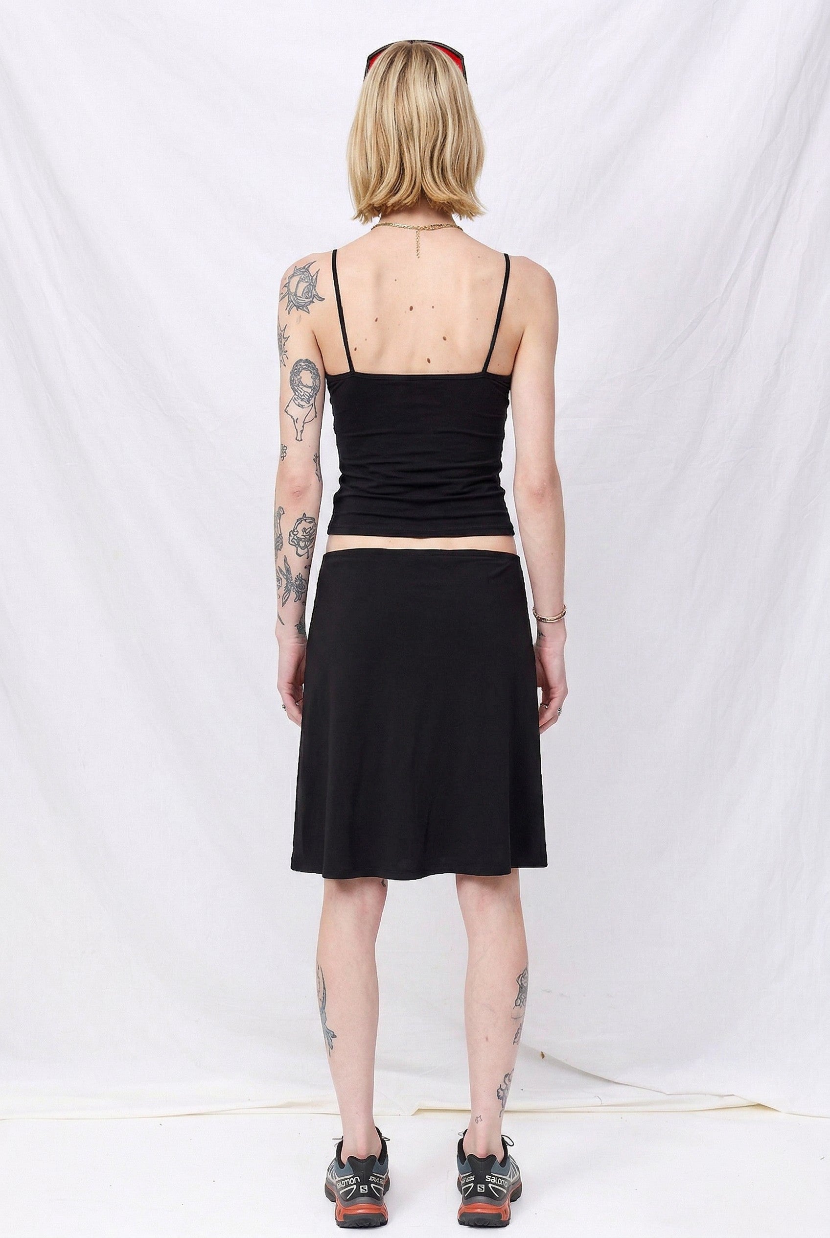Black Debut Singlet