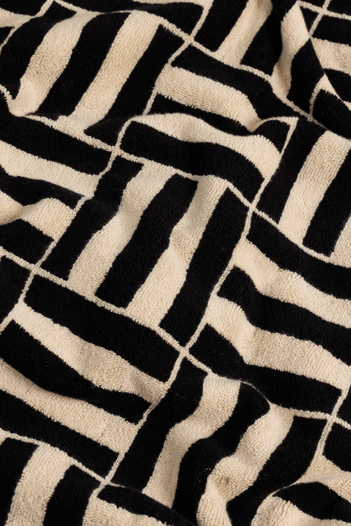 Sand/Noir Willis Pool Towel