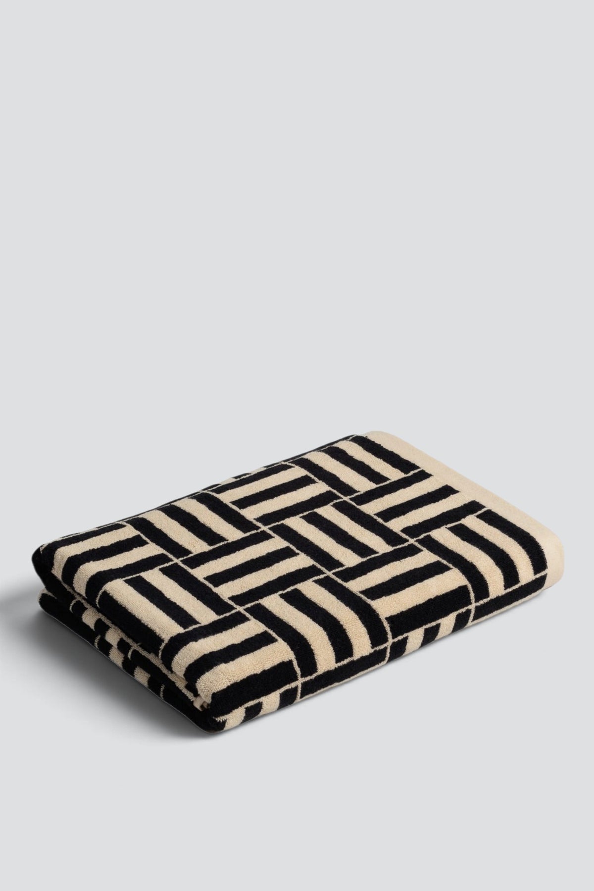 Sand/Noir Willis Pool Towel