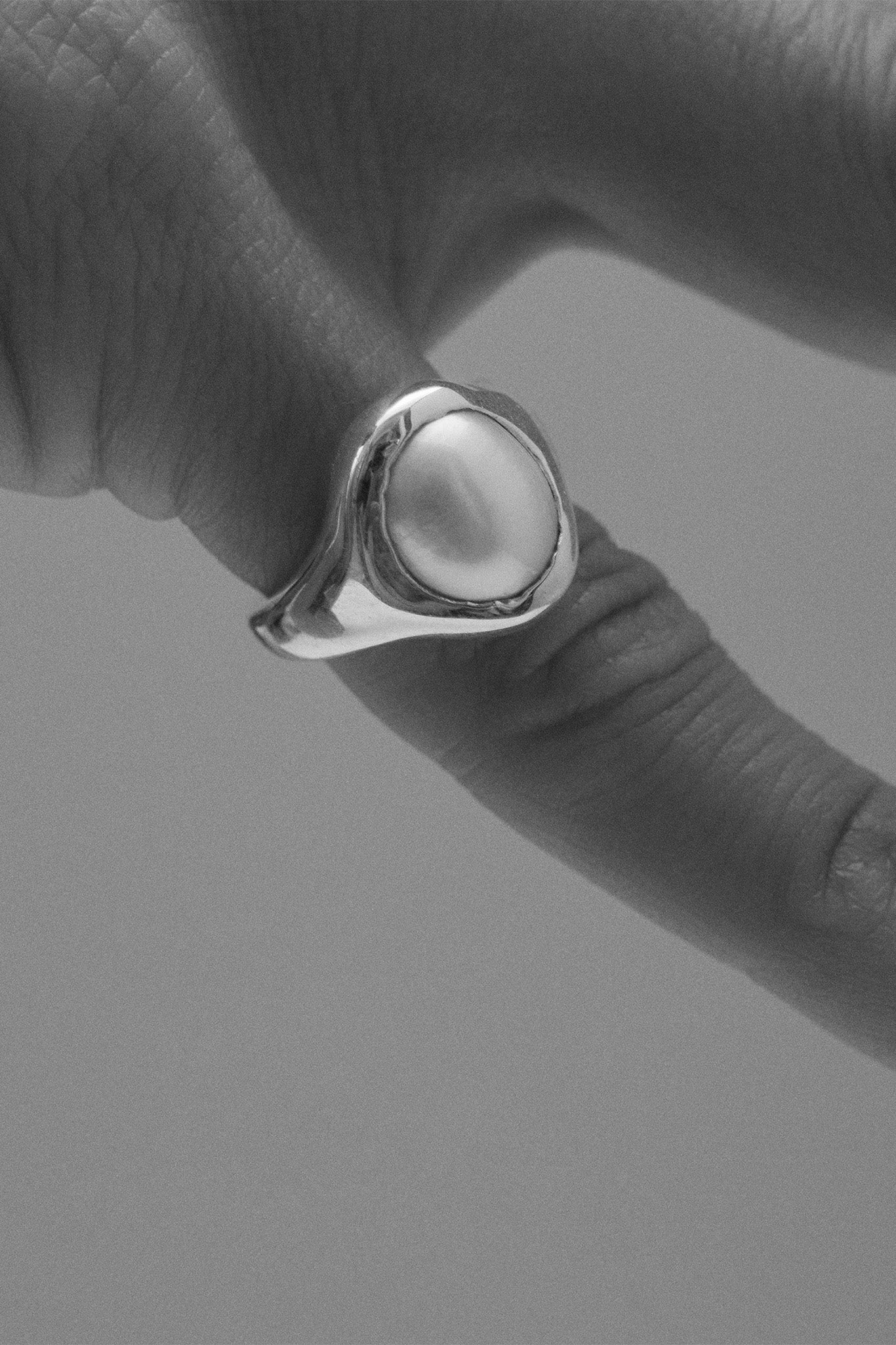 Sterling Silver Simple Pearl Ring