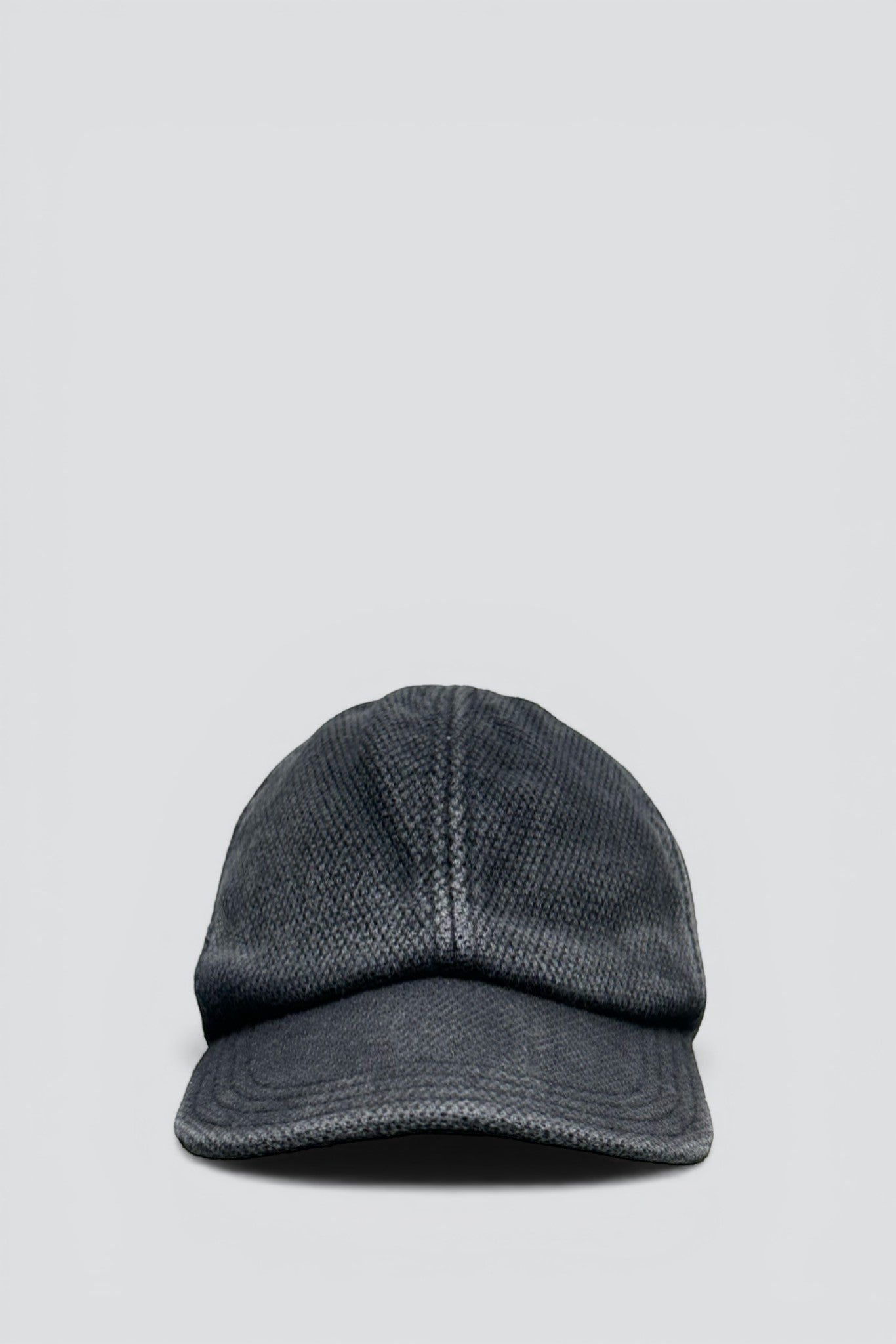 Smoke Ruskett Cap