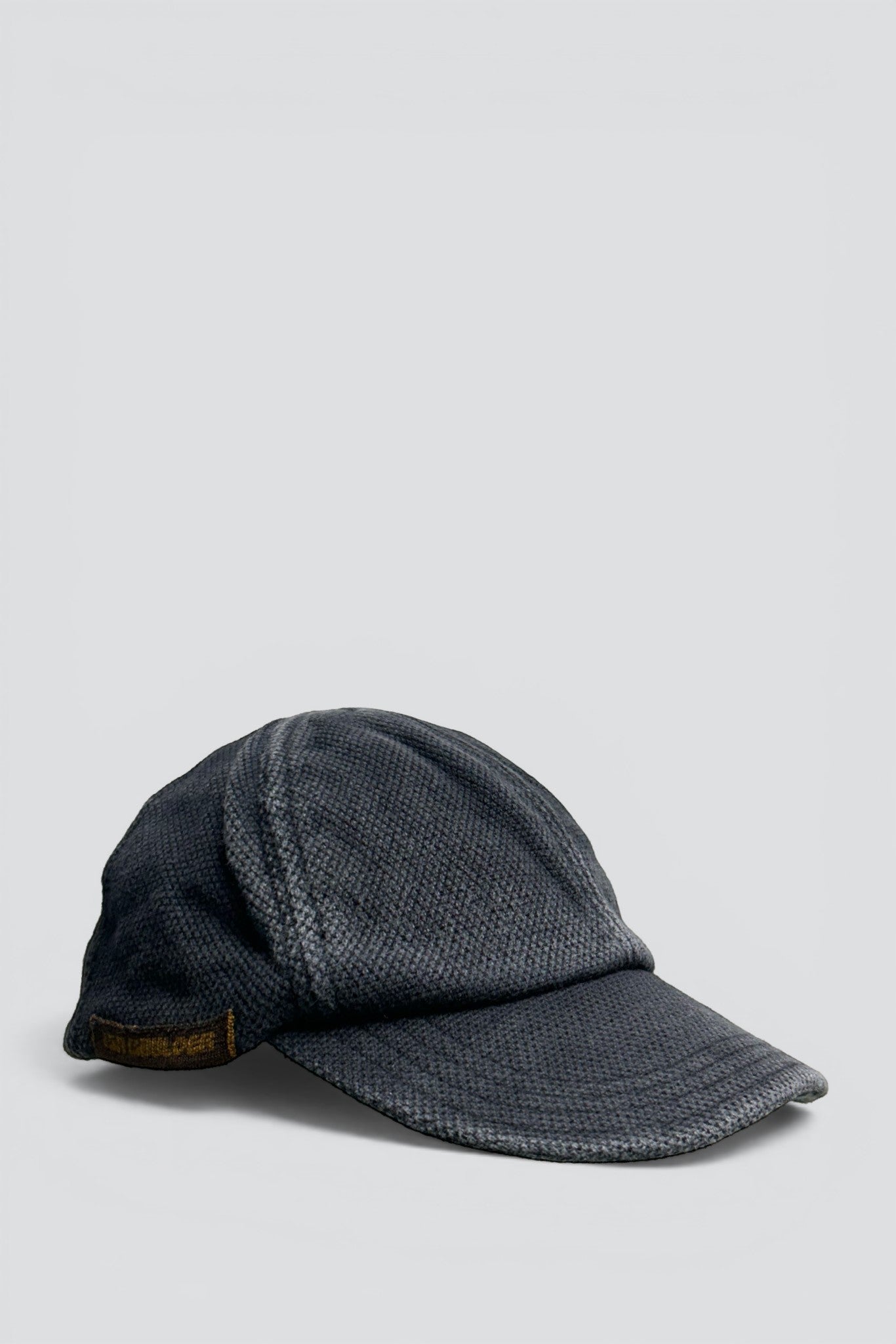 Smoke Ruskett Cap